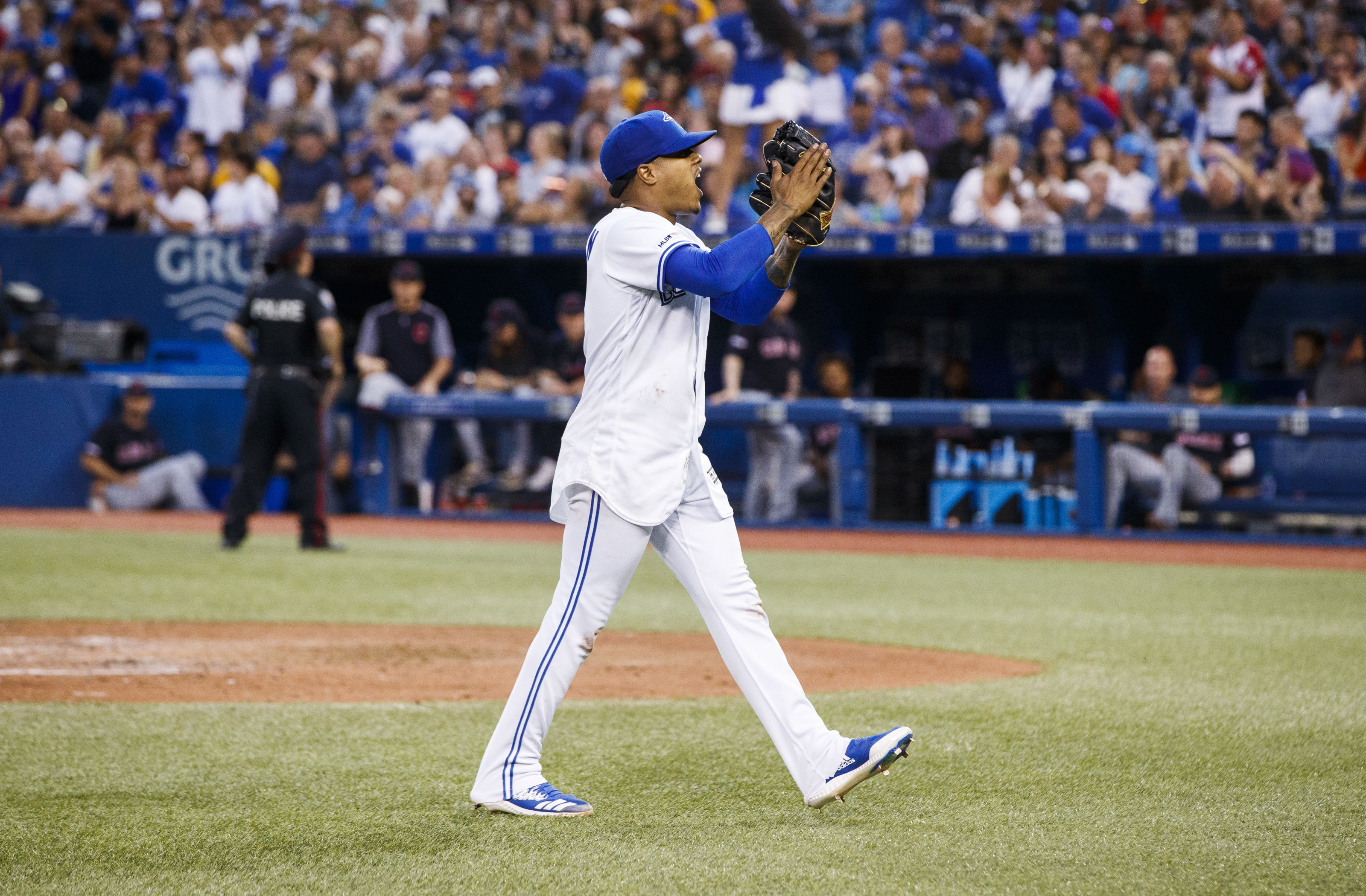 Blue Jays: How To Handle Marcus Stroman's Contract Going Forward