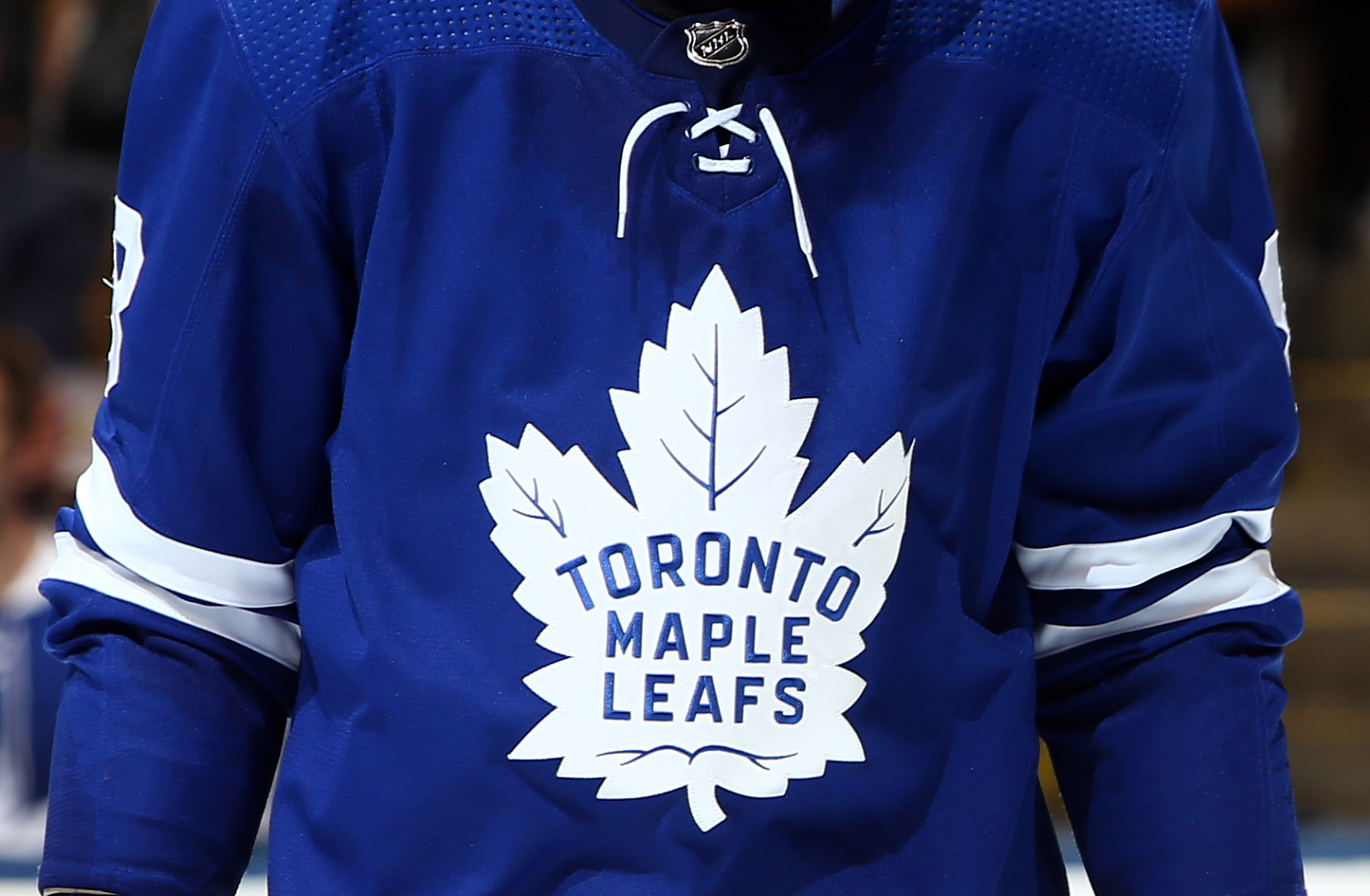 Toronto Maple Leafs on X: Woven from the fabric of legends. Introducing  the #LeafsForever adidas #ReverseRetro jersey. Hitting the ice in 2021.   / X