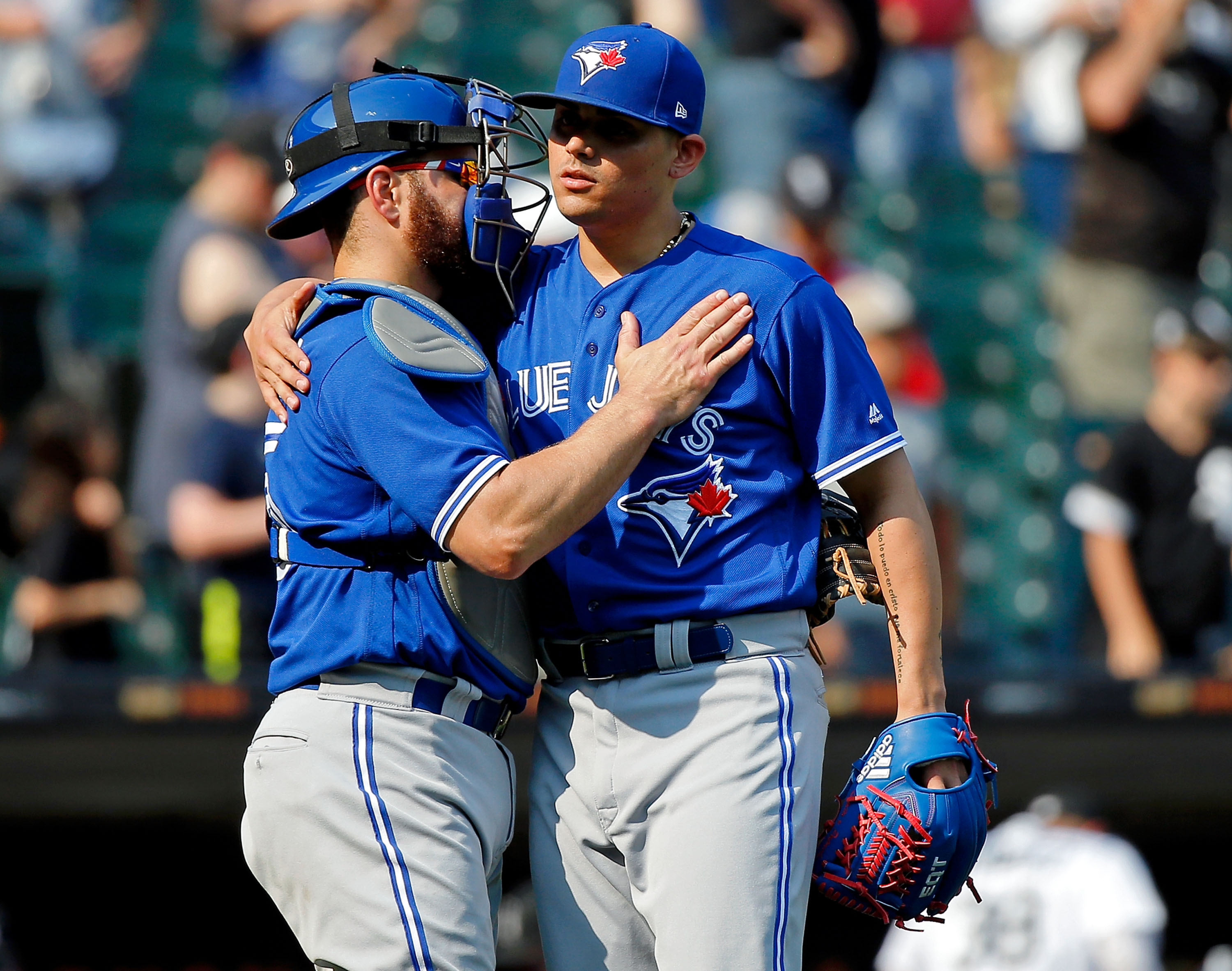 Toronto Blue Jays: Time to invest in a backup catcher