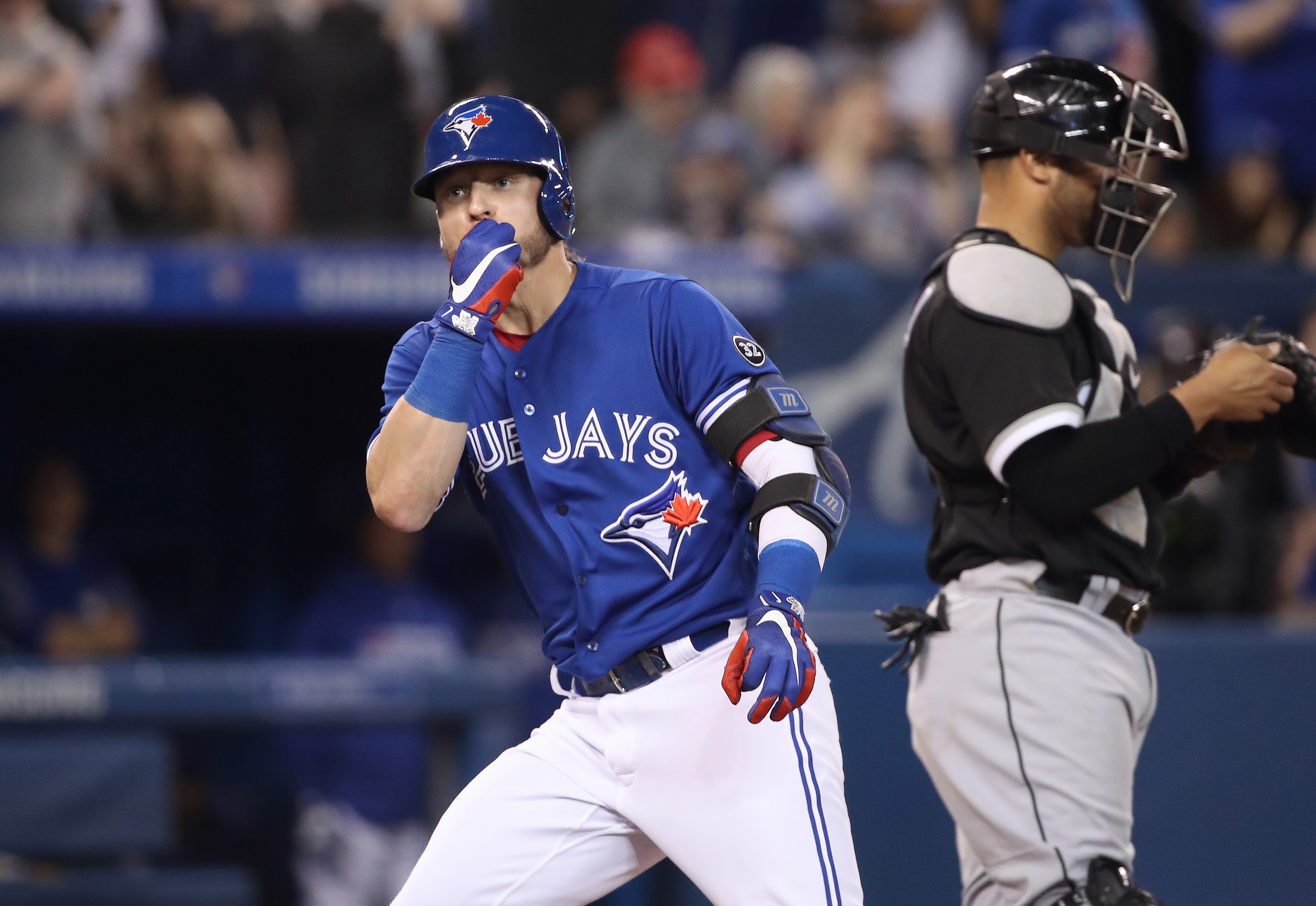 Toronto Blue Jays: Josh Donaldson gets into the swing of things