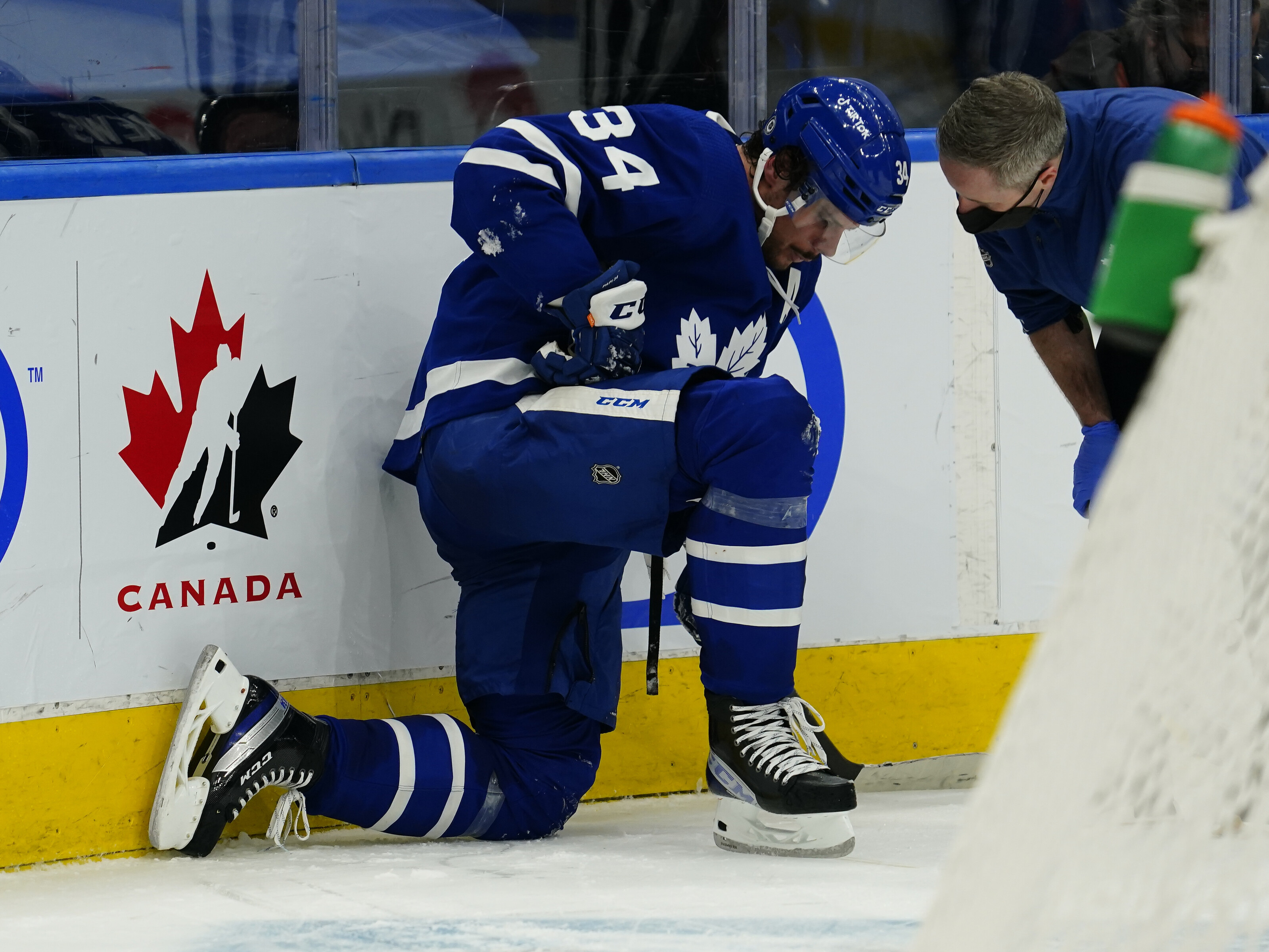 Is Auston Matthews playing tonight? Injury details, return date, latest  news on Maple Leafs star