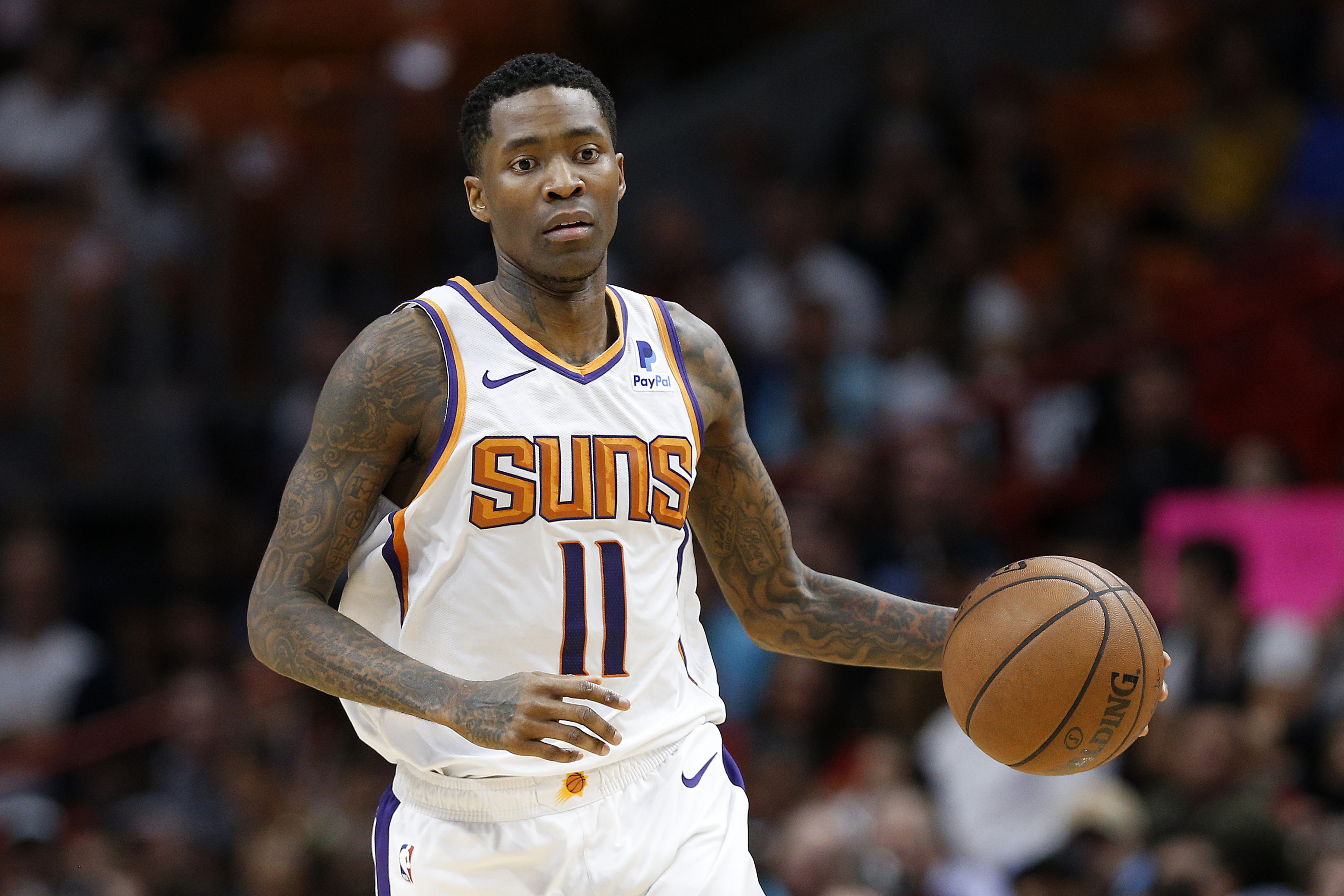 Phoenix Suns sign Jamal Crawford to address point guard problem
