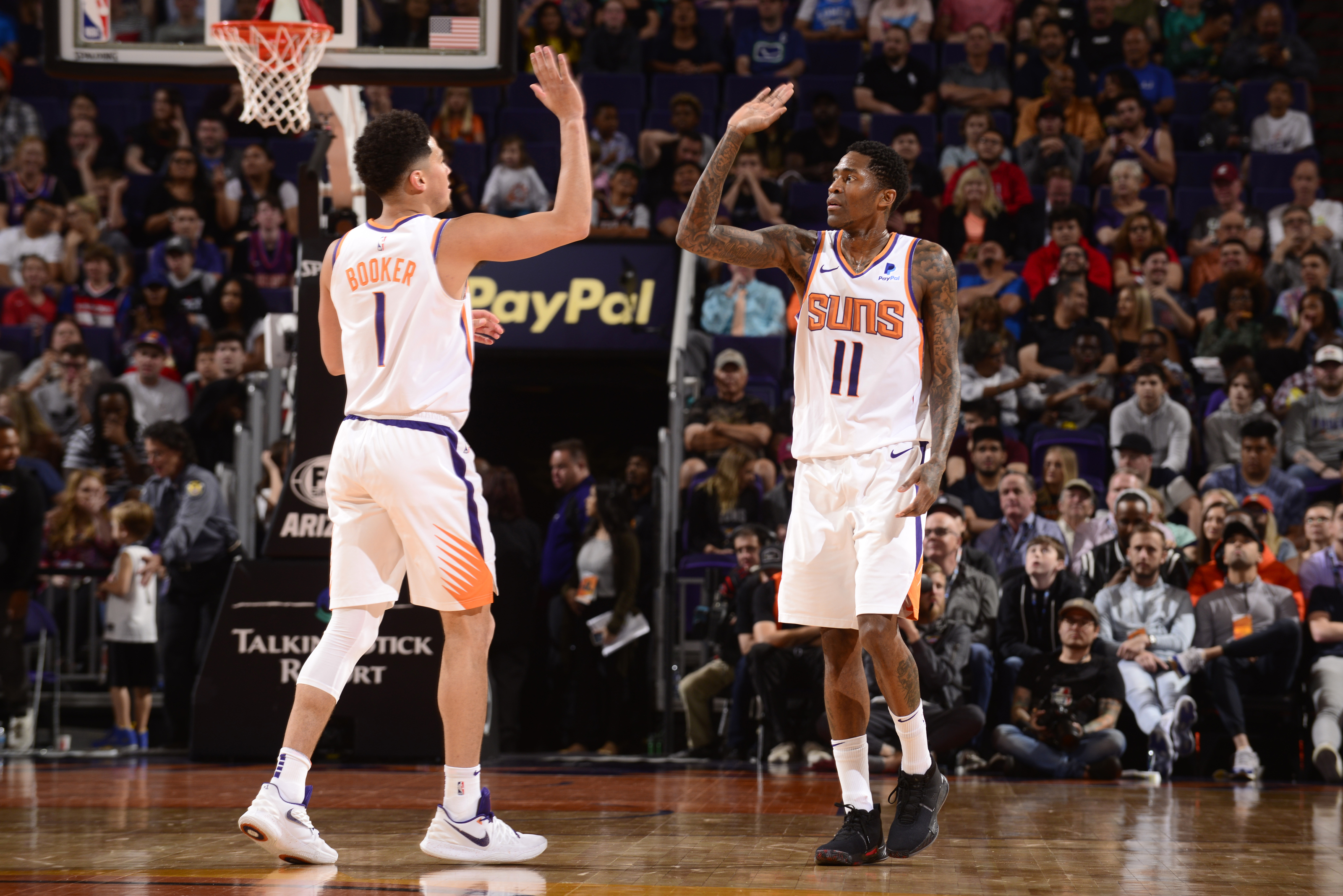 Phoenix Suns sign Jamal Crawford to address point guard problem