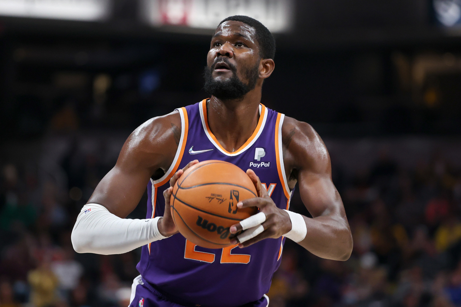 Pacers close to executing sign-and-trade deal for Deandre Ayton?