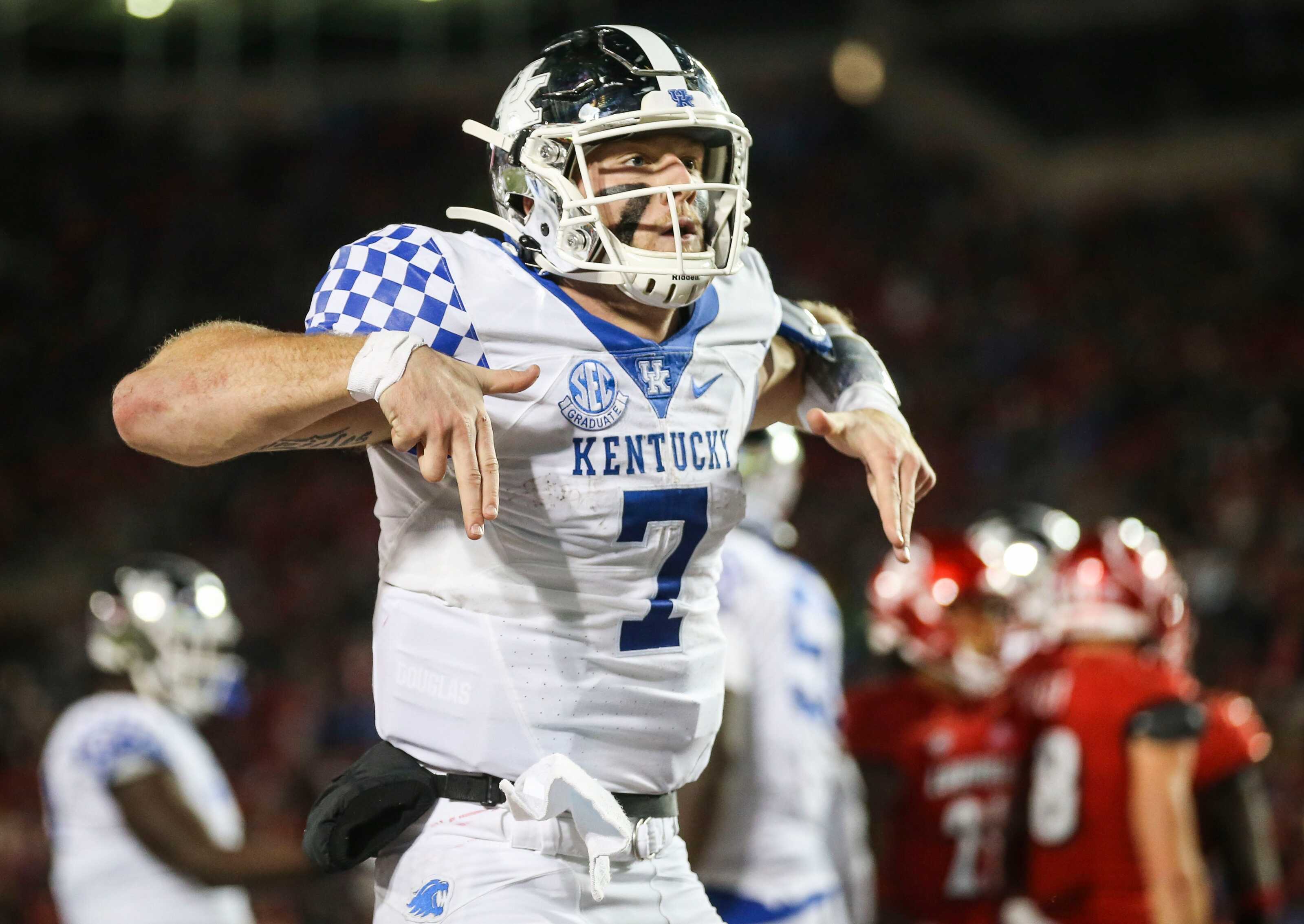 Ky vs Louisville football: Game time, channel, odds, rosters