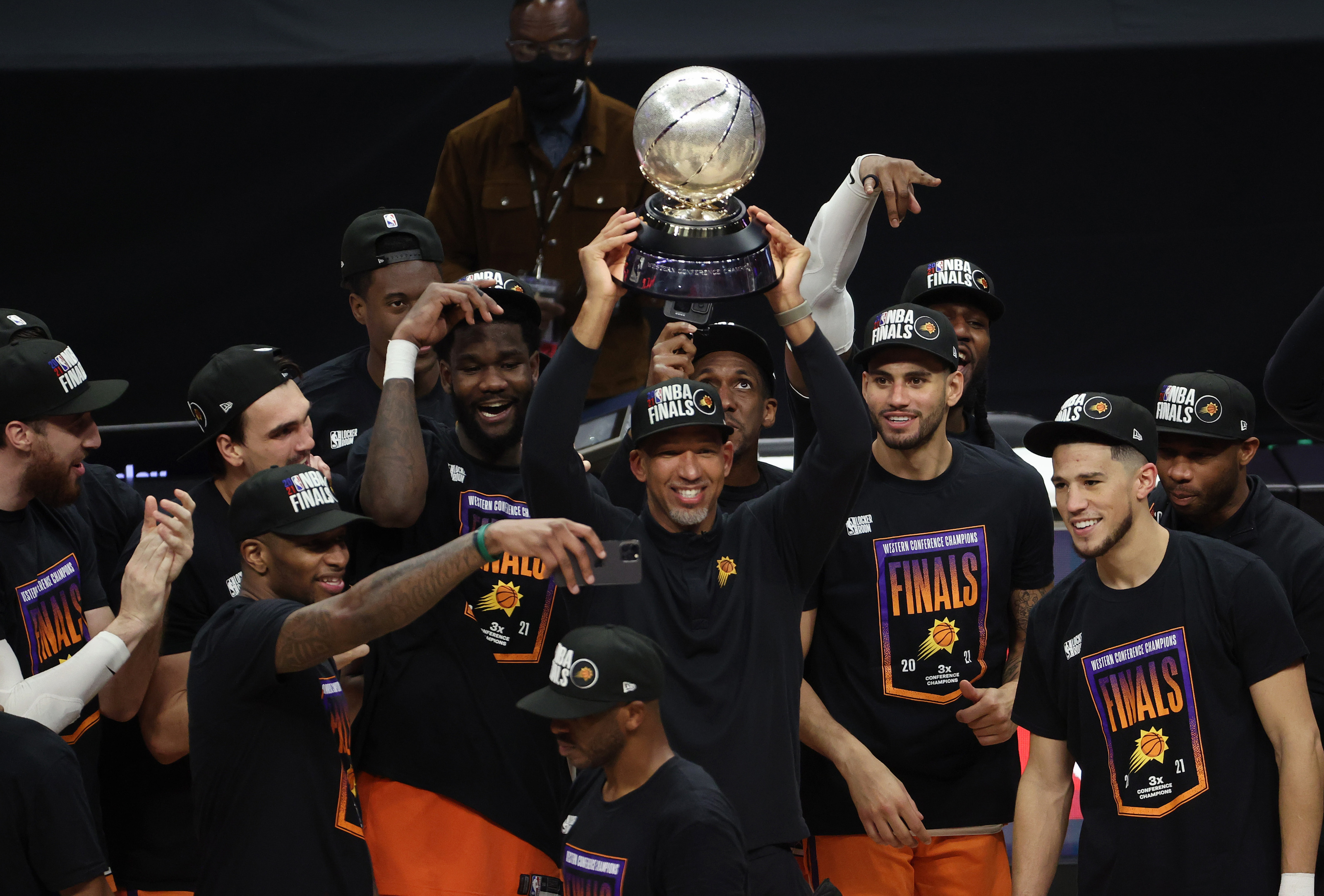 Deandre Ayton and Phoenix Suns advance to NBA Finals