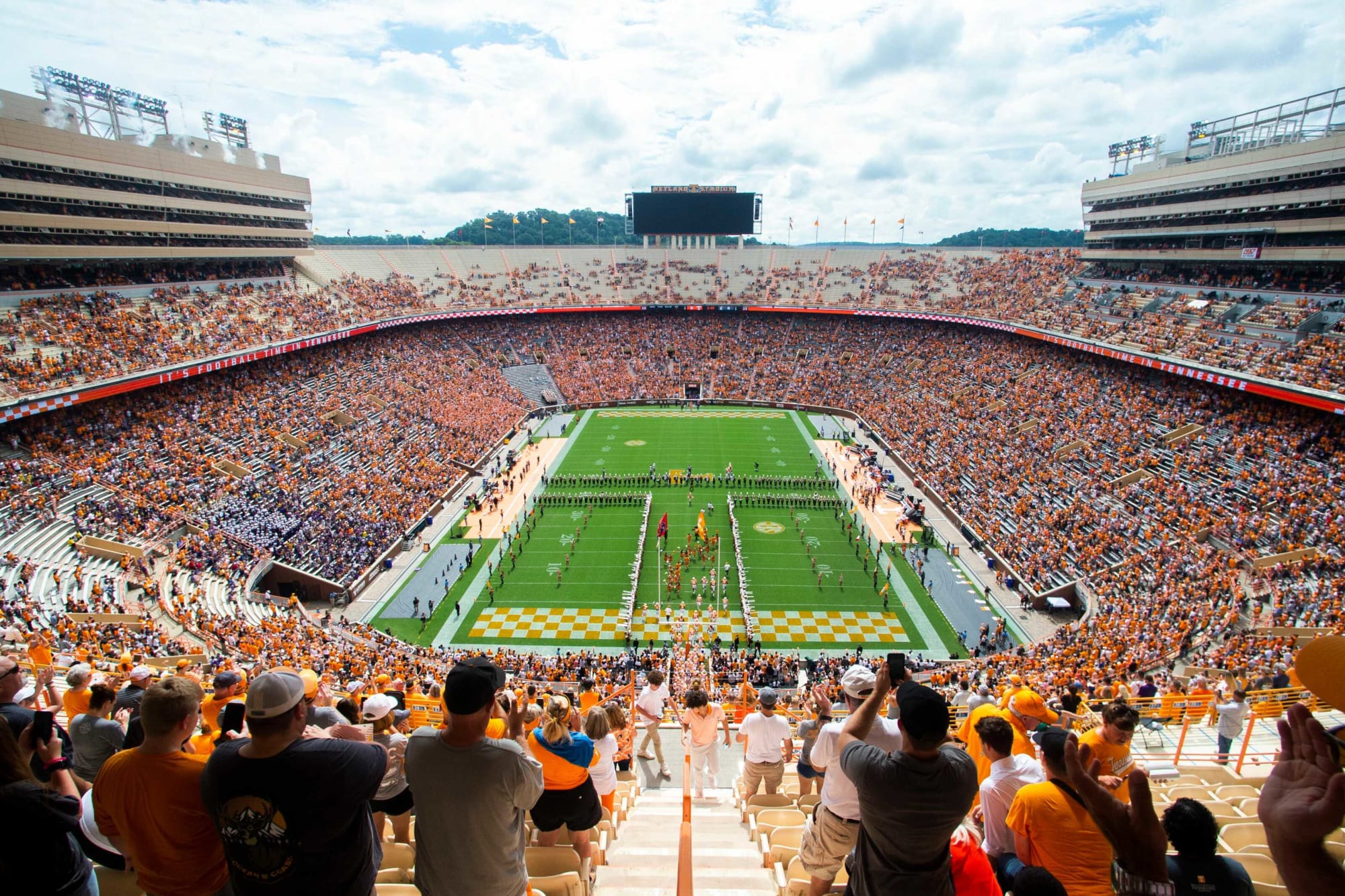 Tennessee football vs. Akron: Prediction and odds for Week 3 college football