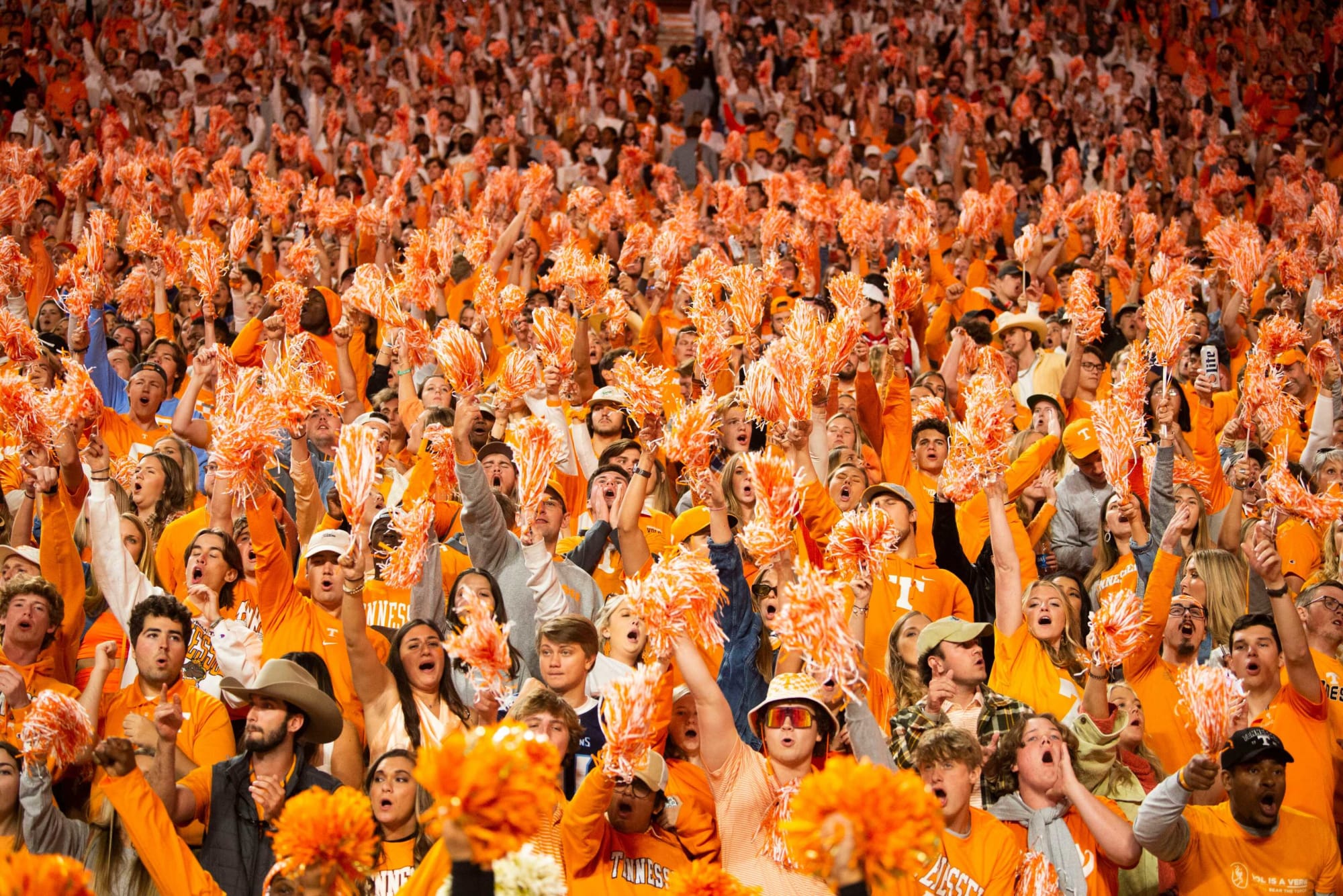 Tennessee reveals new 'Smokey Grey' uniform commemorating first