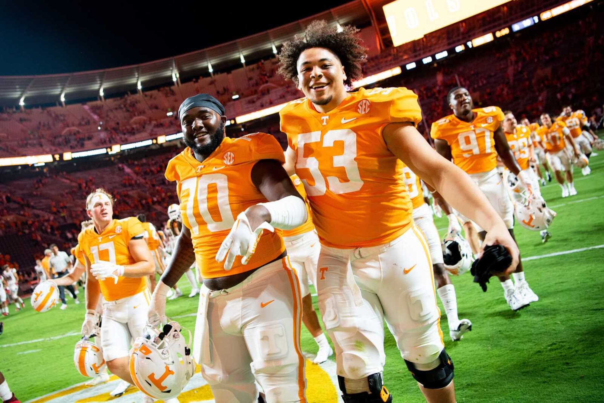 Tennessee football cracks AP Top 25, but that may not be a good sign
