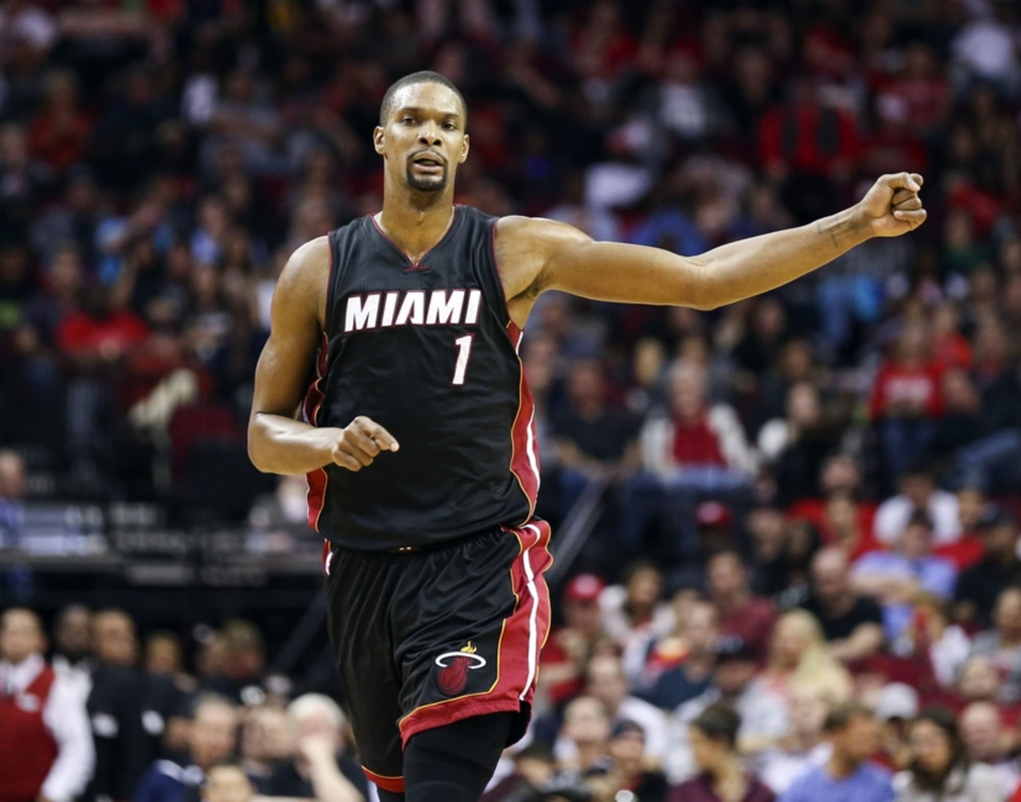 Toronto Raptors: Chris Bosh wants to make a comeback but at what cost?