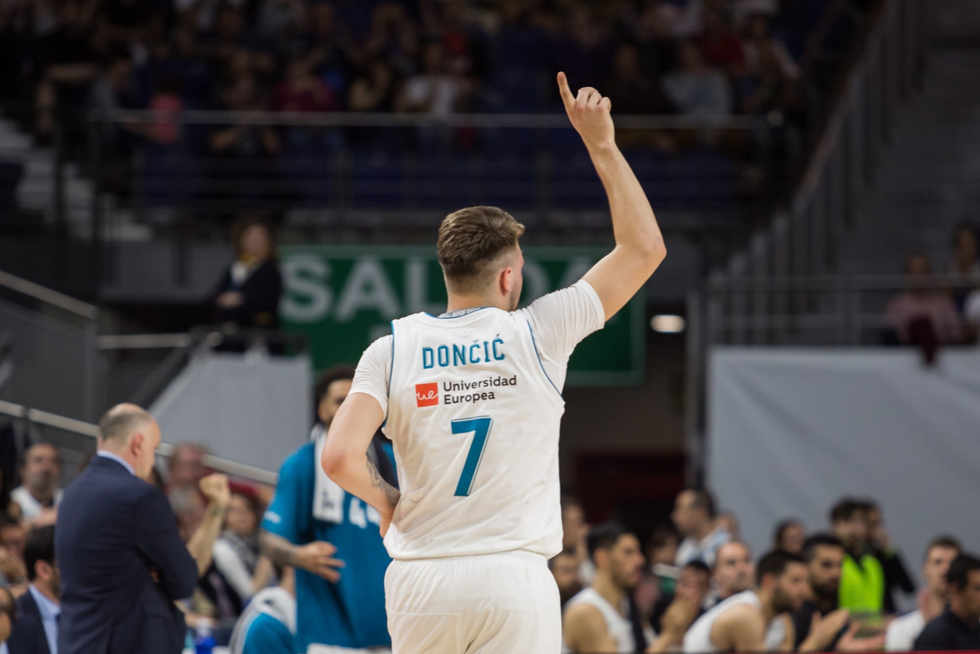 Concurso Analítico Oso polar NBA Draft: Luka Doncic hits clutch 3 to propel Real Madrid to another title