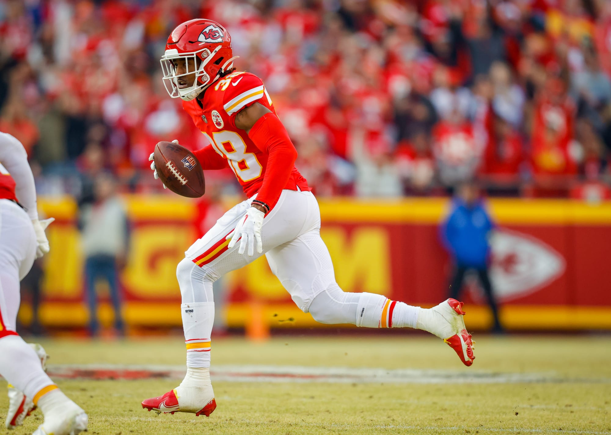 What does L'Jarius Sneed's availability mean for KC Chiefs? - BVM