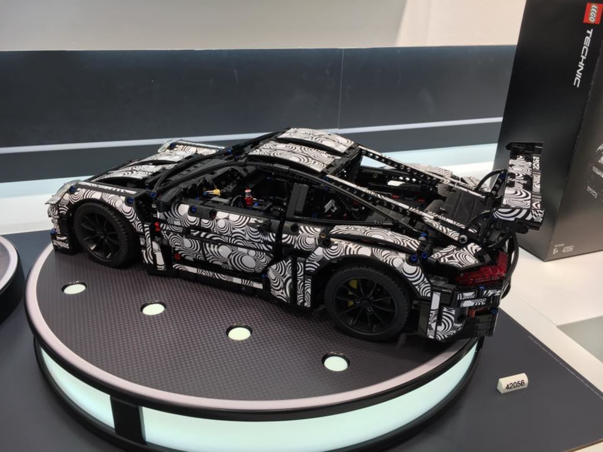 Lego: 911 GT3 RS Available For Technic
