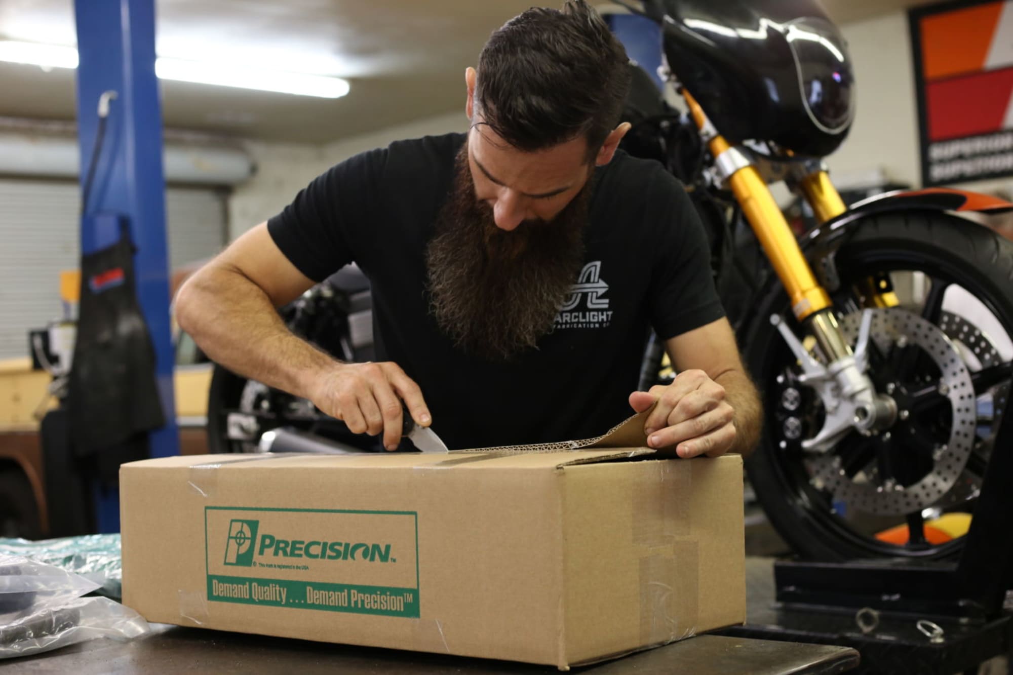 Baars Nylon Rimpels Aaron Kaufman Returns With New Discovery TV Show – Shifting Gears!