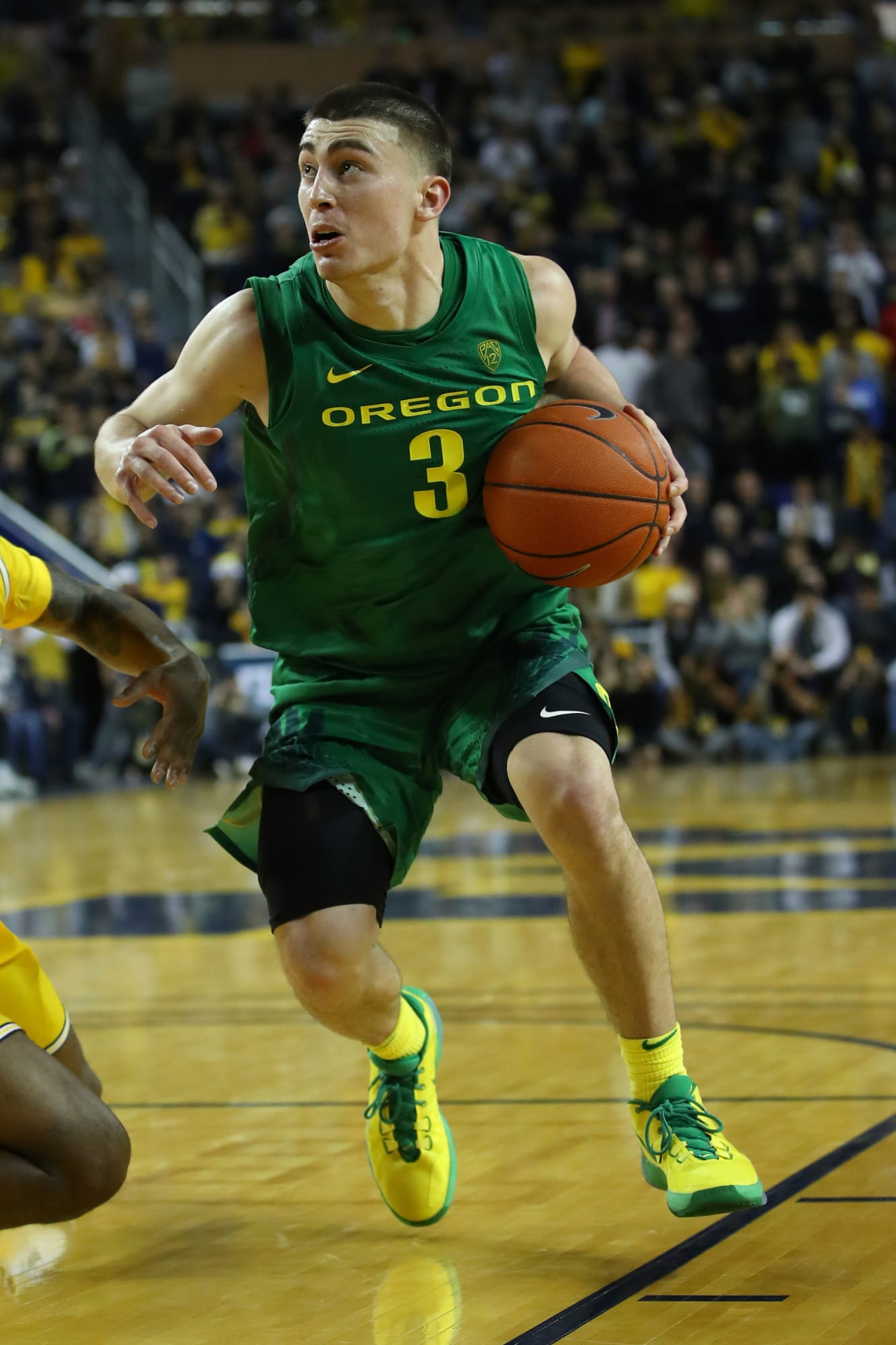 Oregon Basketball: Ducks Struggle Again in Boulder, Fall ...