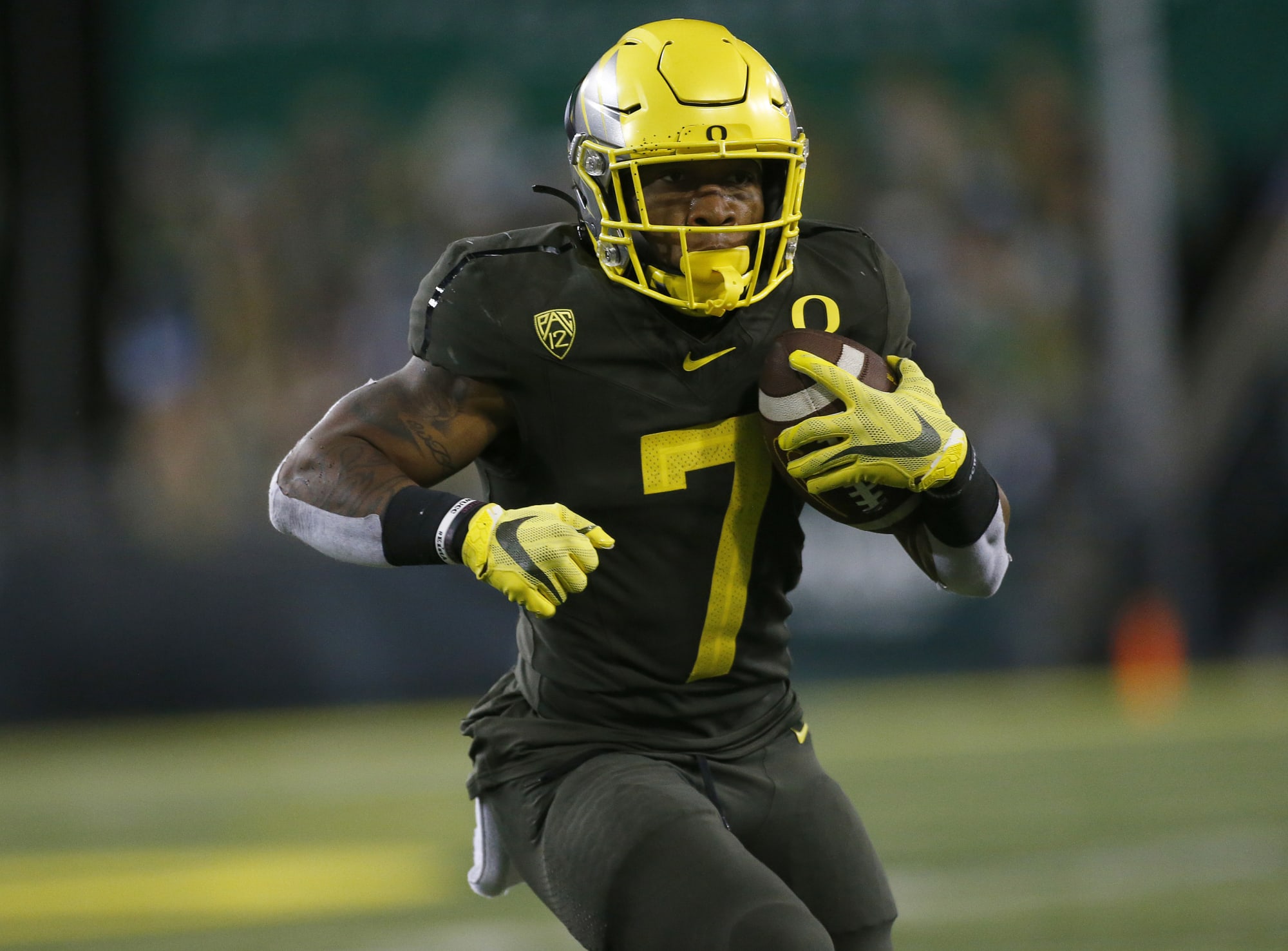 Oregon's Penei Sewell, Kayvon Thibodeaux Widely Projected Top Picks in  2021, 2022 NFL Drafts - 750 The Game