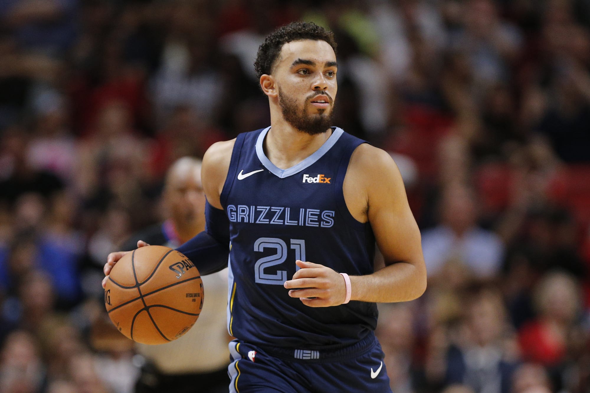 Apple Valley's Tyus Jones feeling 'grateful', playing his best basketball  with Grizzlies – Twin Cities