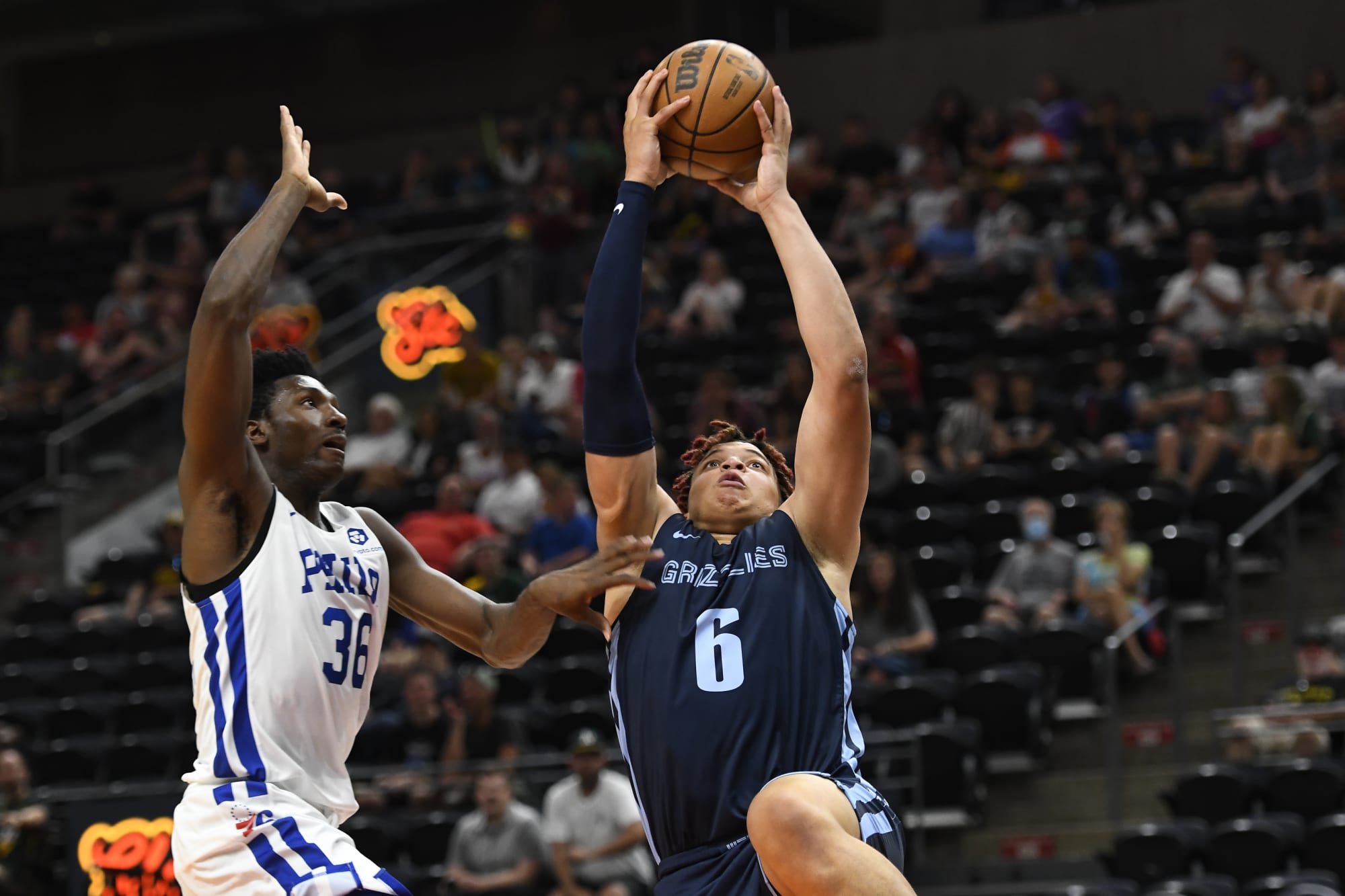 NBA Buzz - Memphis Grizzlies rookies Kenny Lofton Jr.