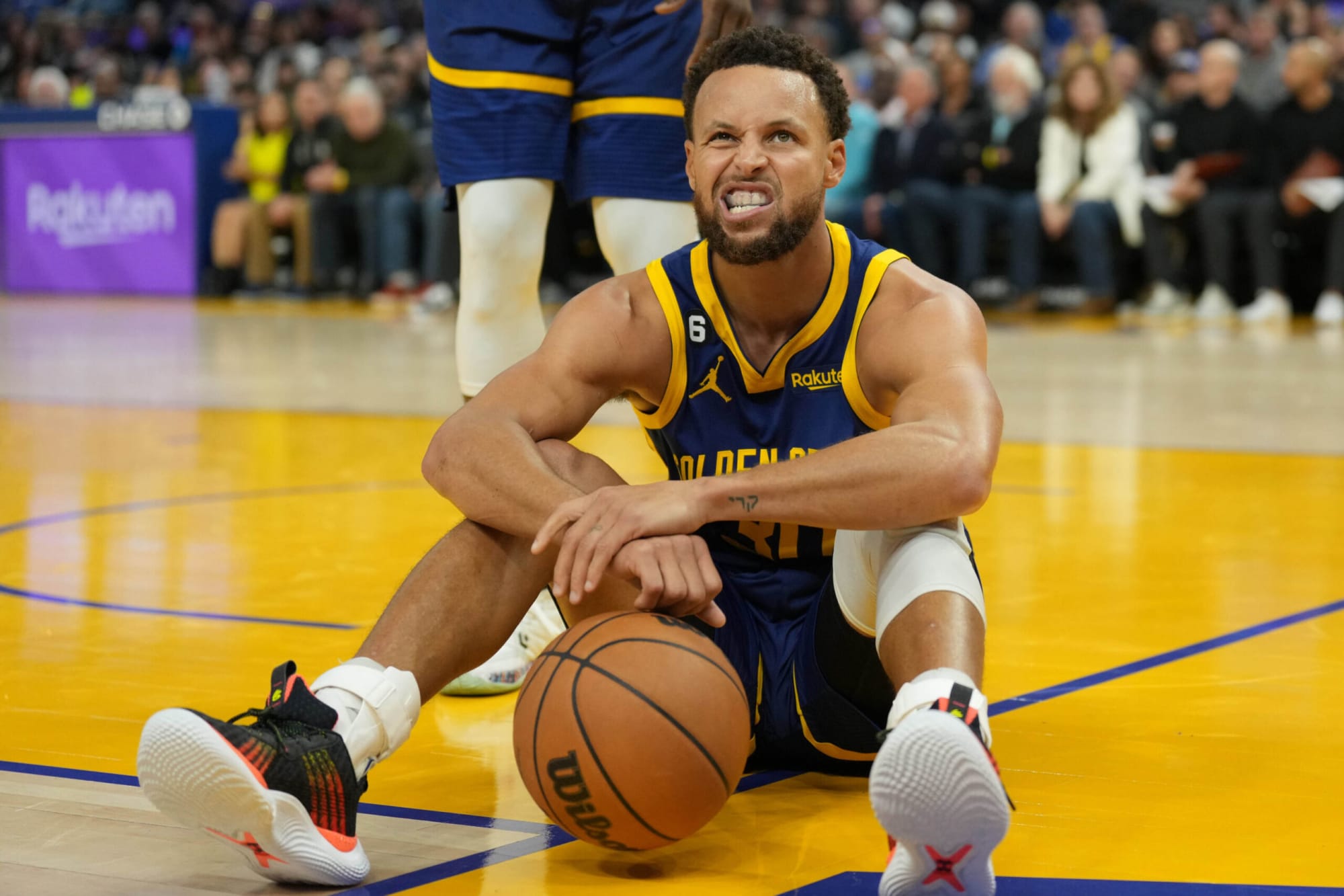 Grizzlies guard name-drops Warriors' Stephen Curry at Media Day