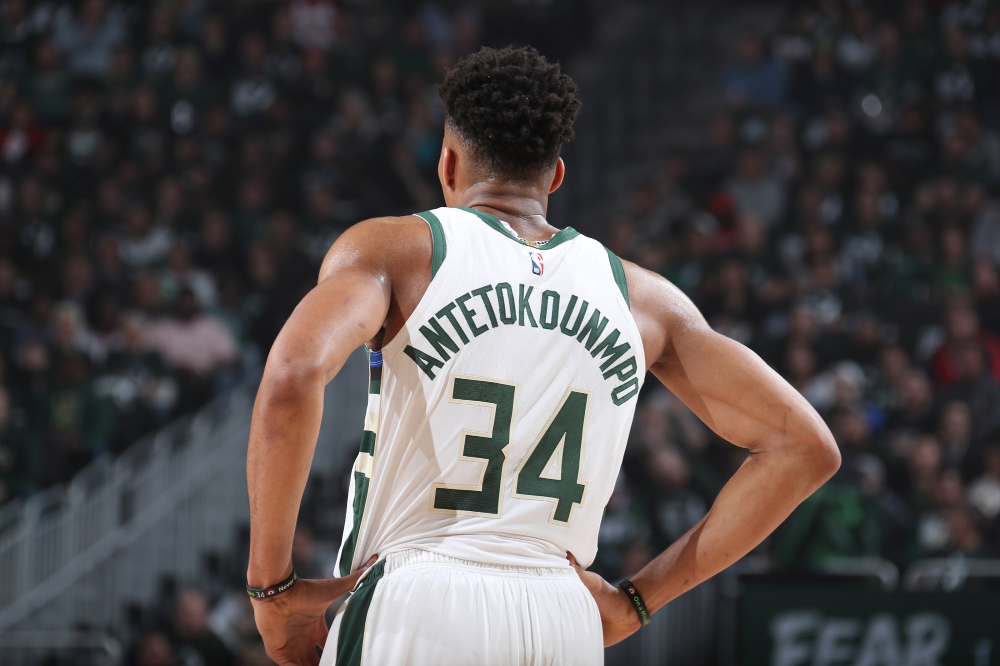 Bucks sign and waive Alex Antetokounmpo, may stay on the Wisconsin Herd