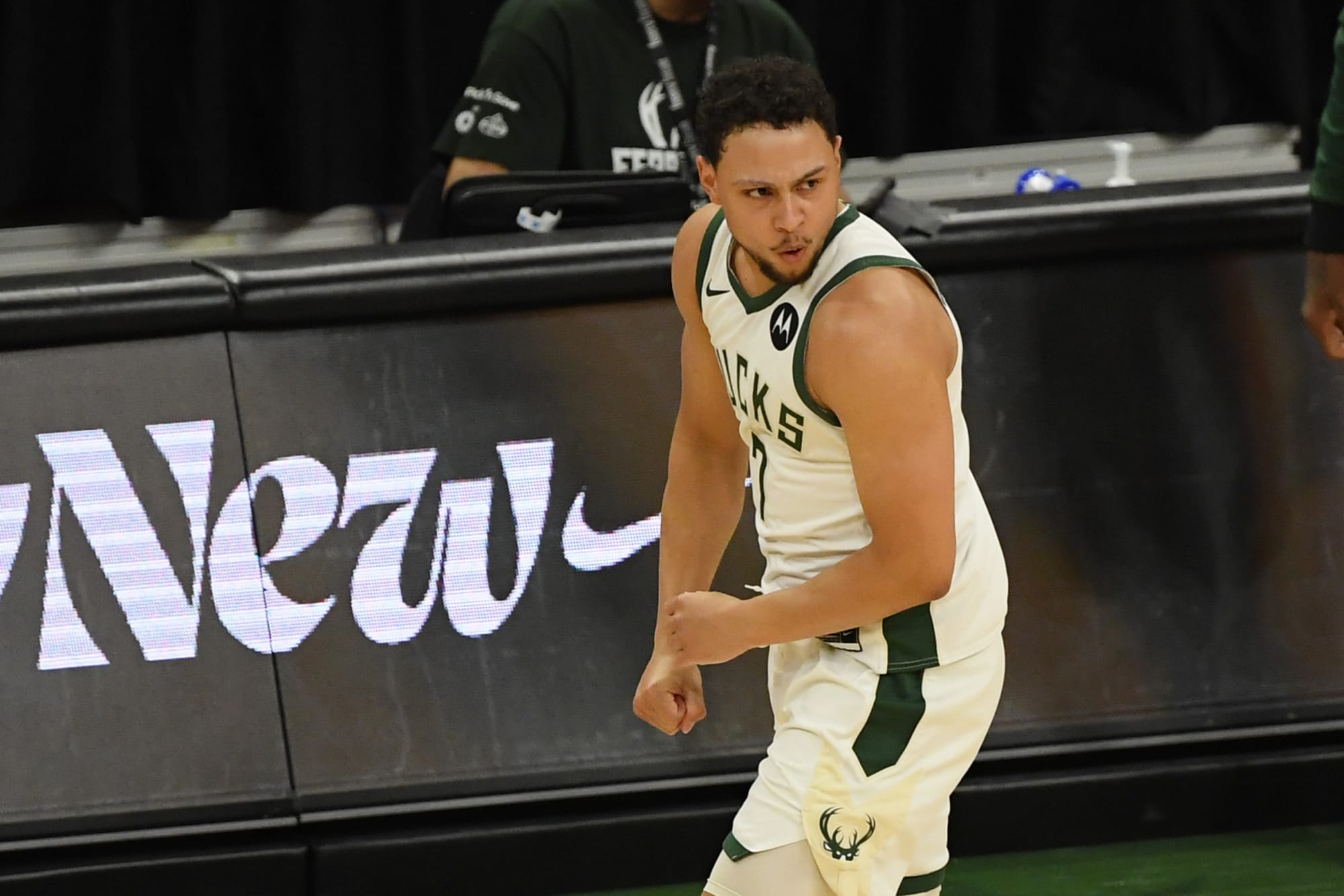 Bucks agree to 2-year deal with Bryn Forbes
