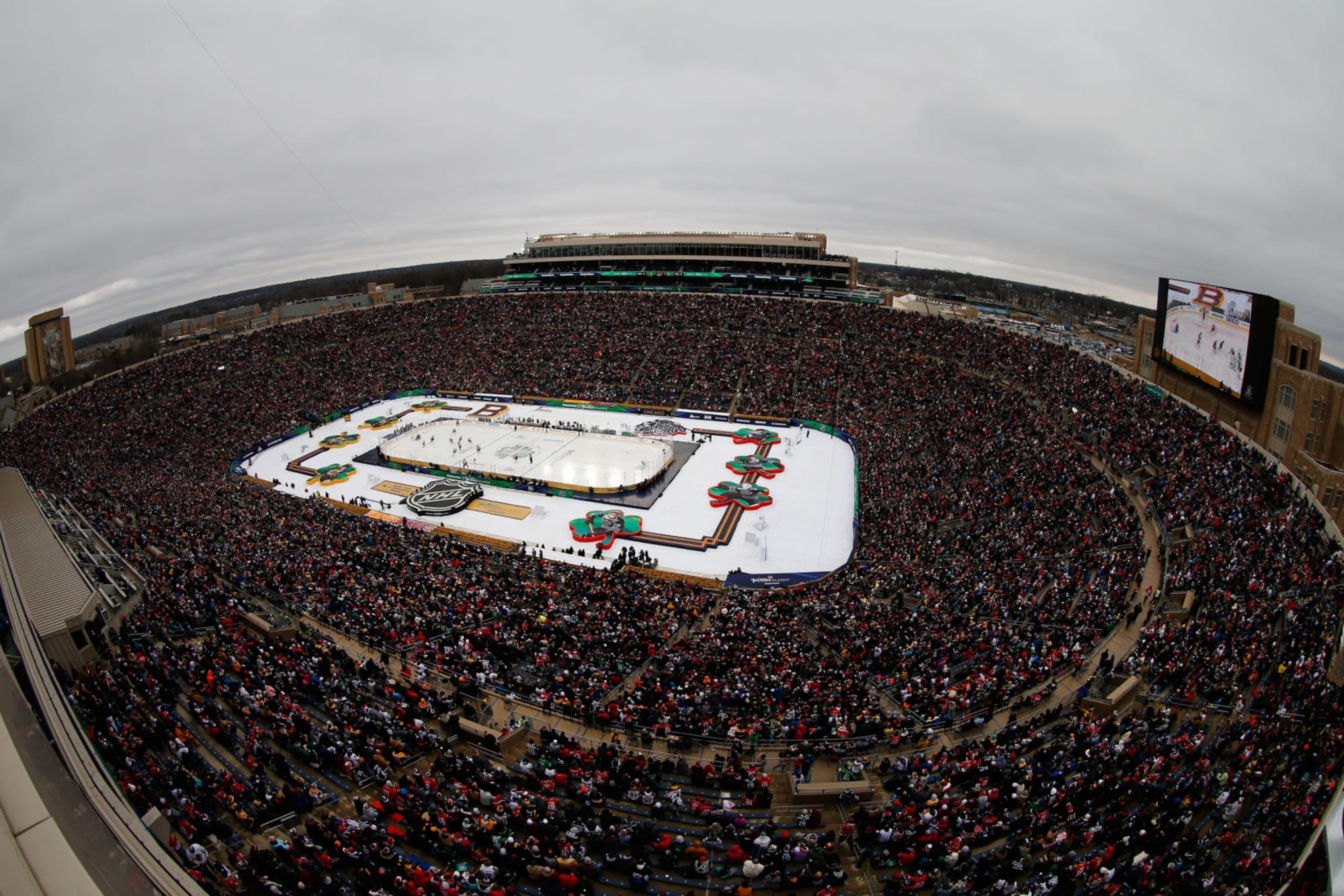 At a Frigid Winter Classic, the Rangers Hold Off the Sabres - The