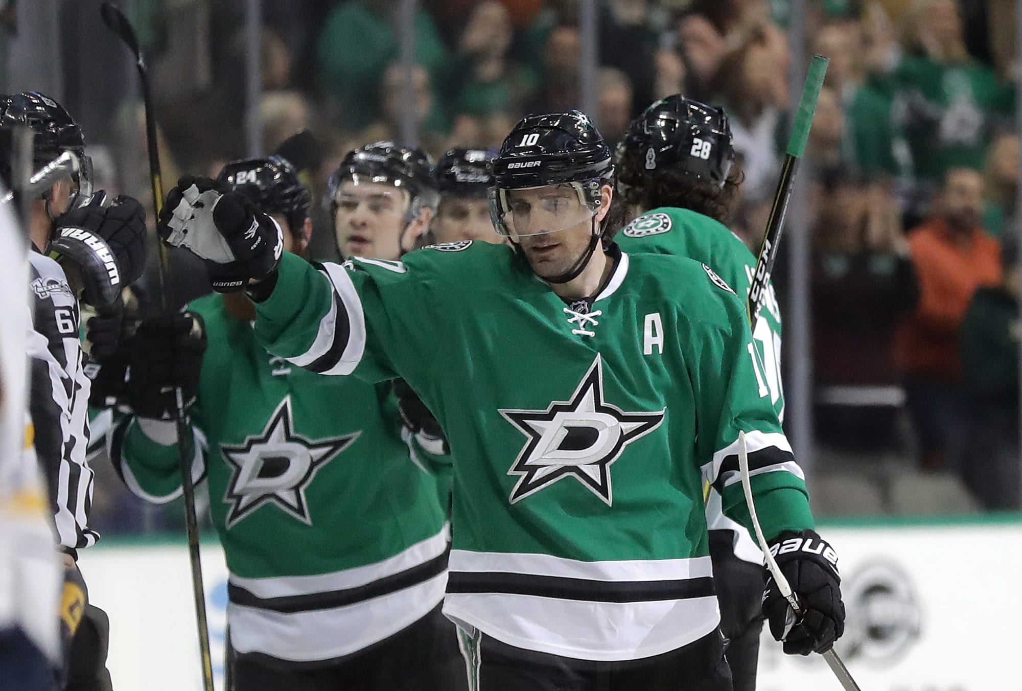 Q&A with ex-Stars forward Patrick Sharp: How Dallas' style