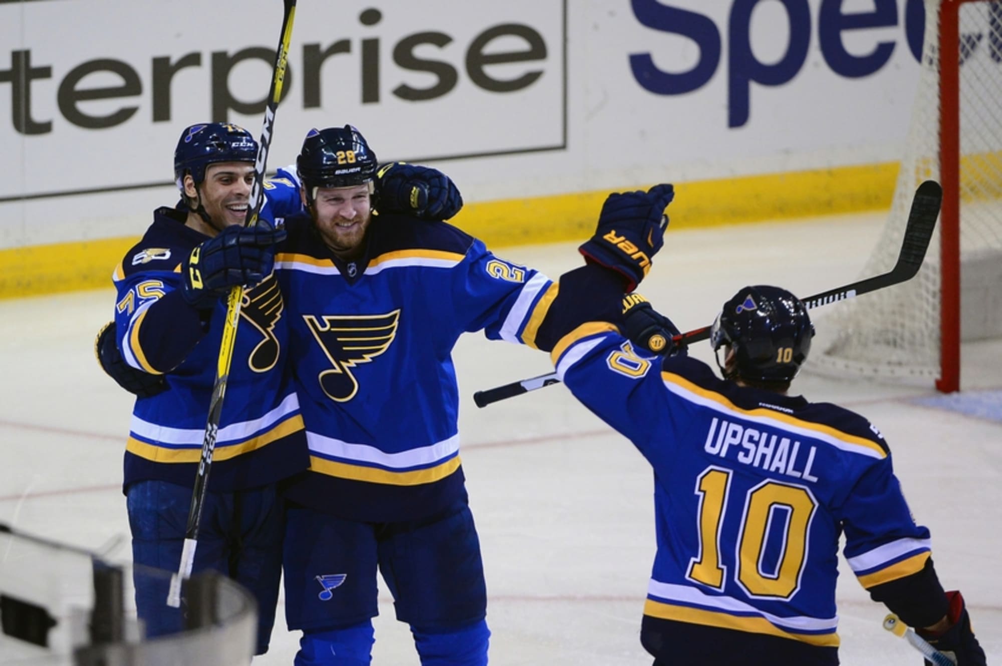 St. Louis Blues Kevin Shattenkirk helps Hockey Hall of Fame member