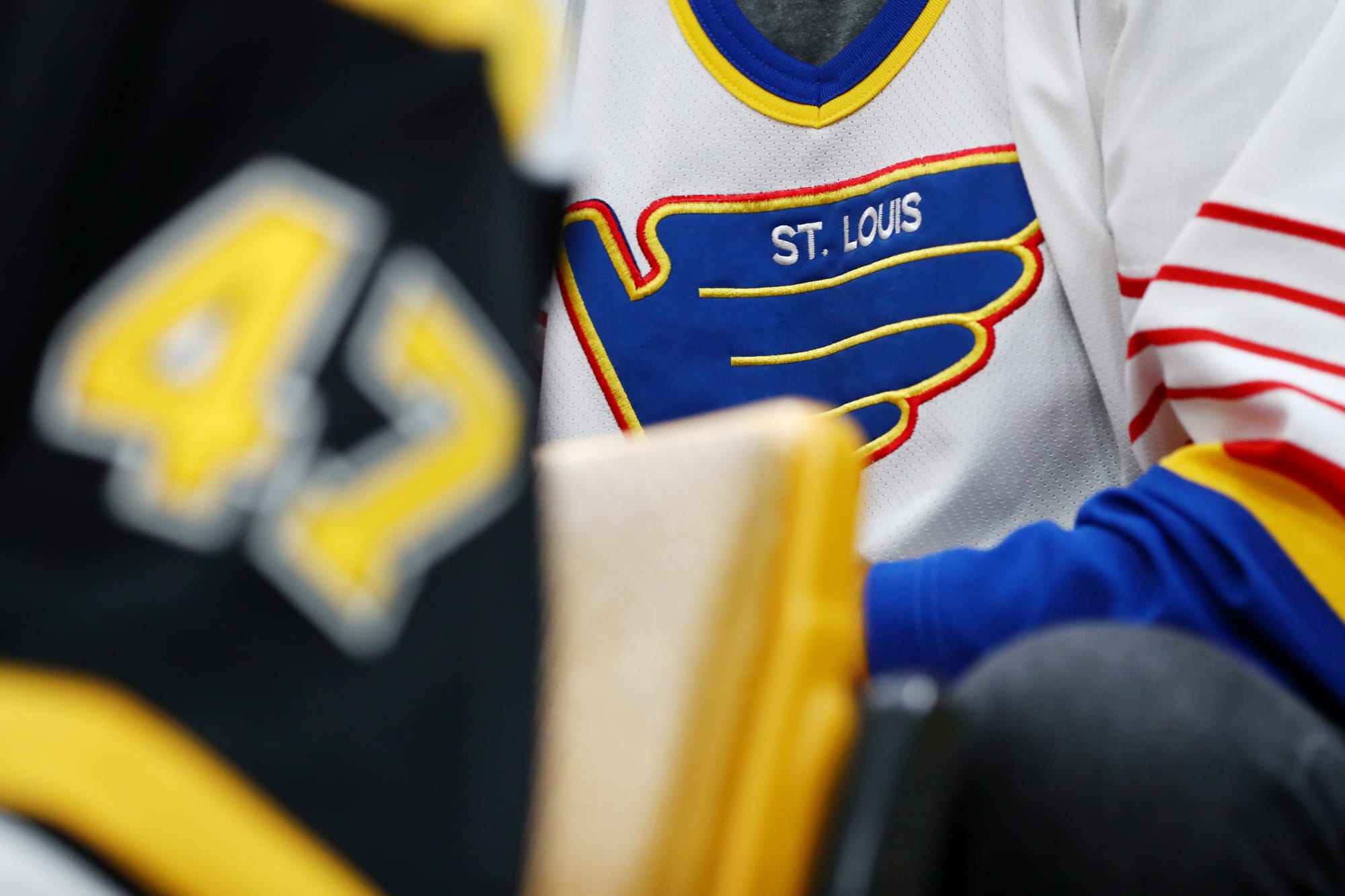 Thoughts on this St.Louis blues Reverse Retro concept? Based off