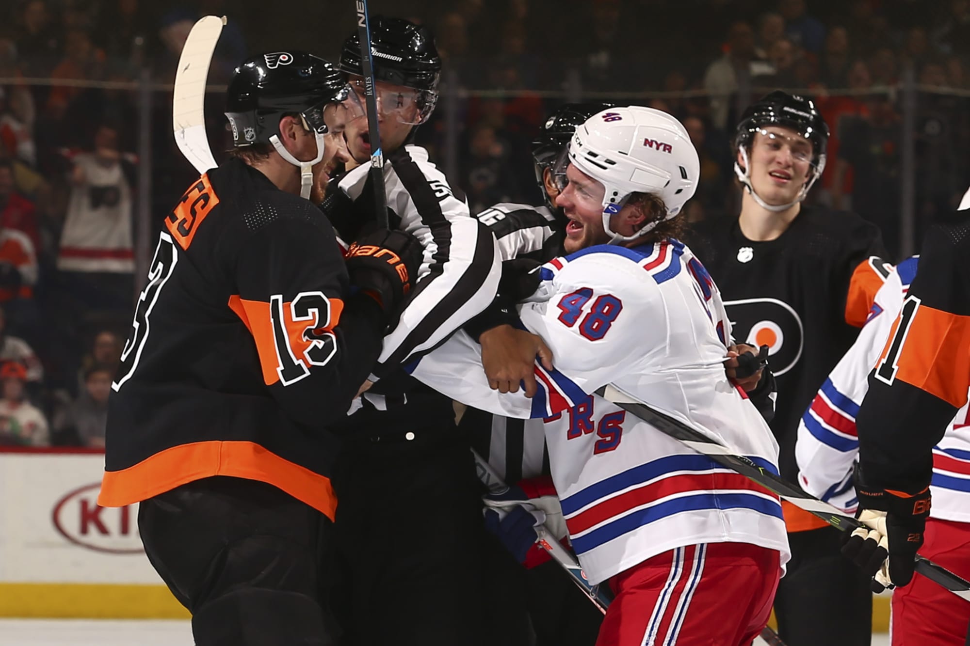 New York Rangers vs Flyers Join the live conversation!
