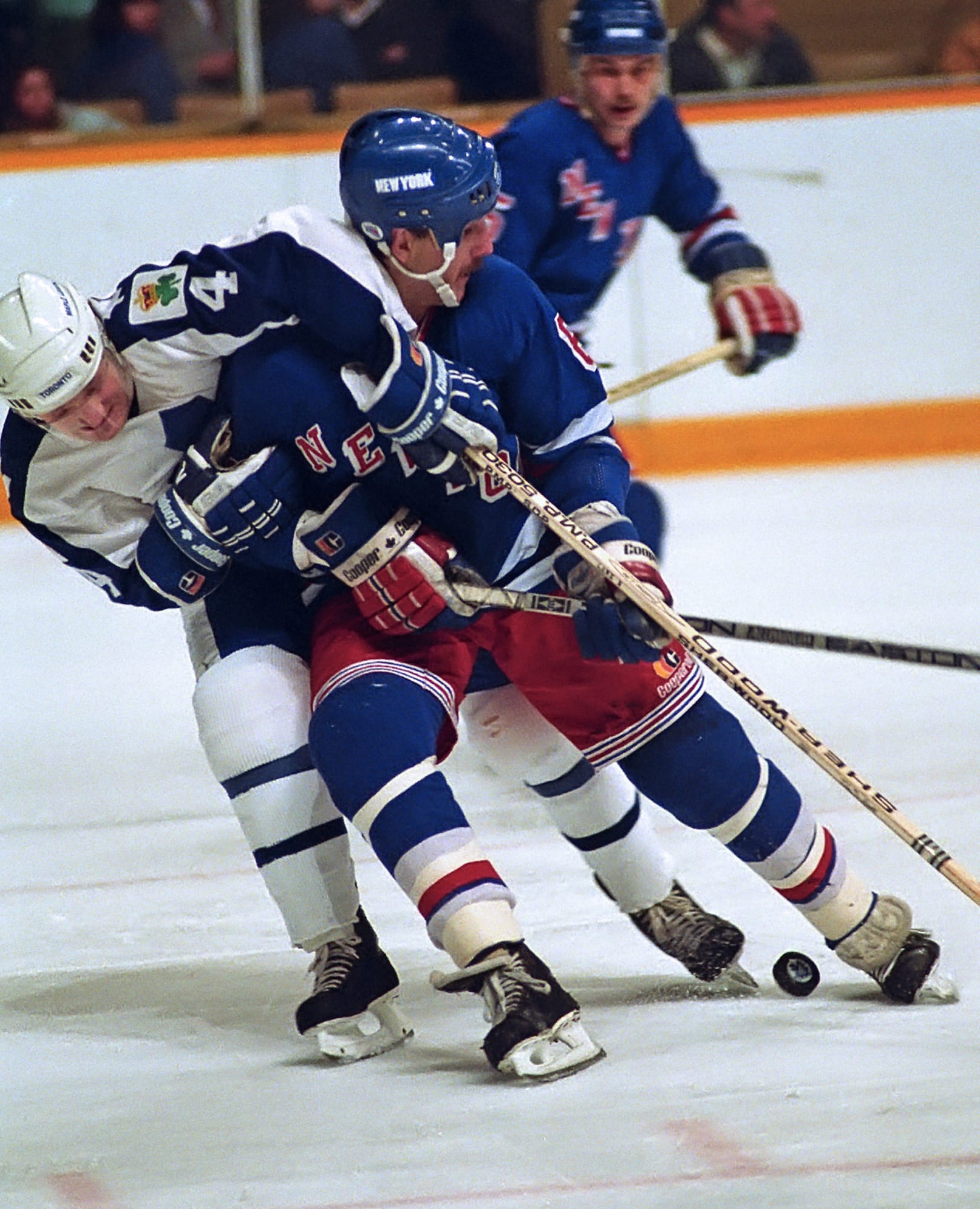 Walt McKechnie Toronto Maple Leafs vs KEN DRYDEN Autographed 8x10