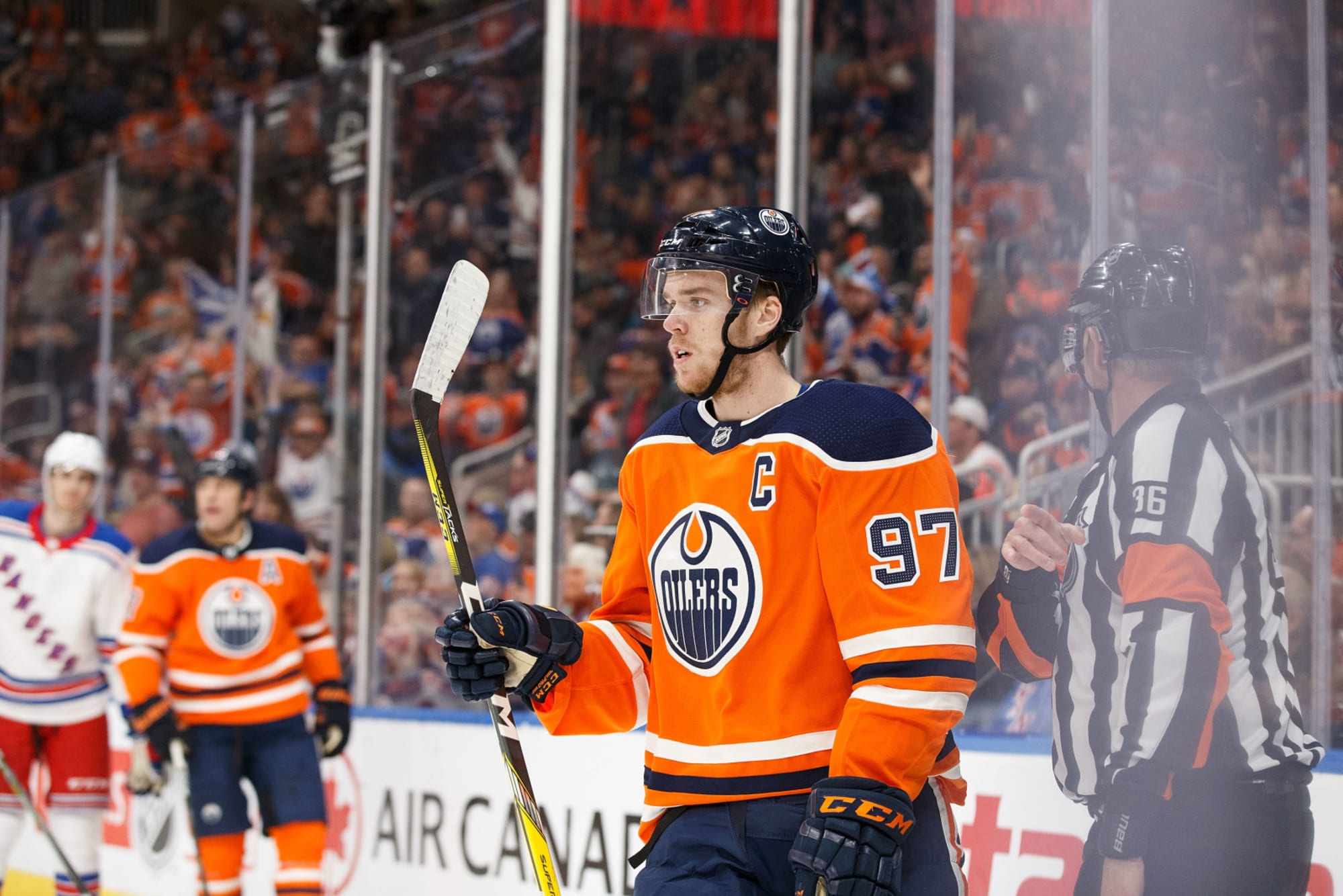 Edmonton Oilers debut new white jersey at Connor McDavid signing