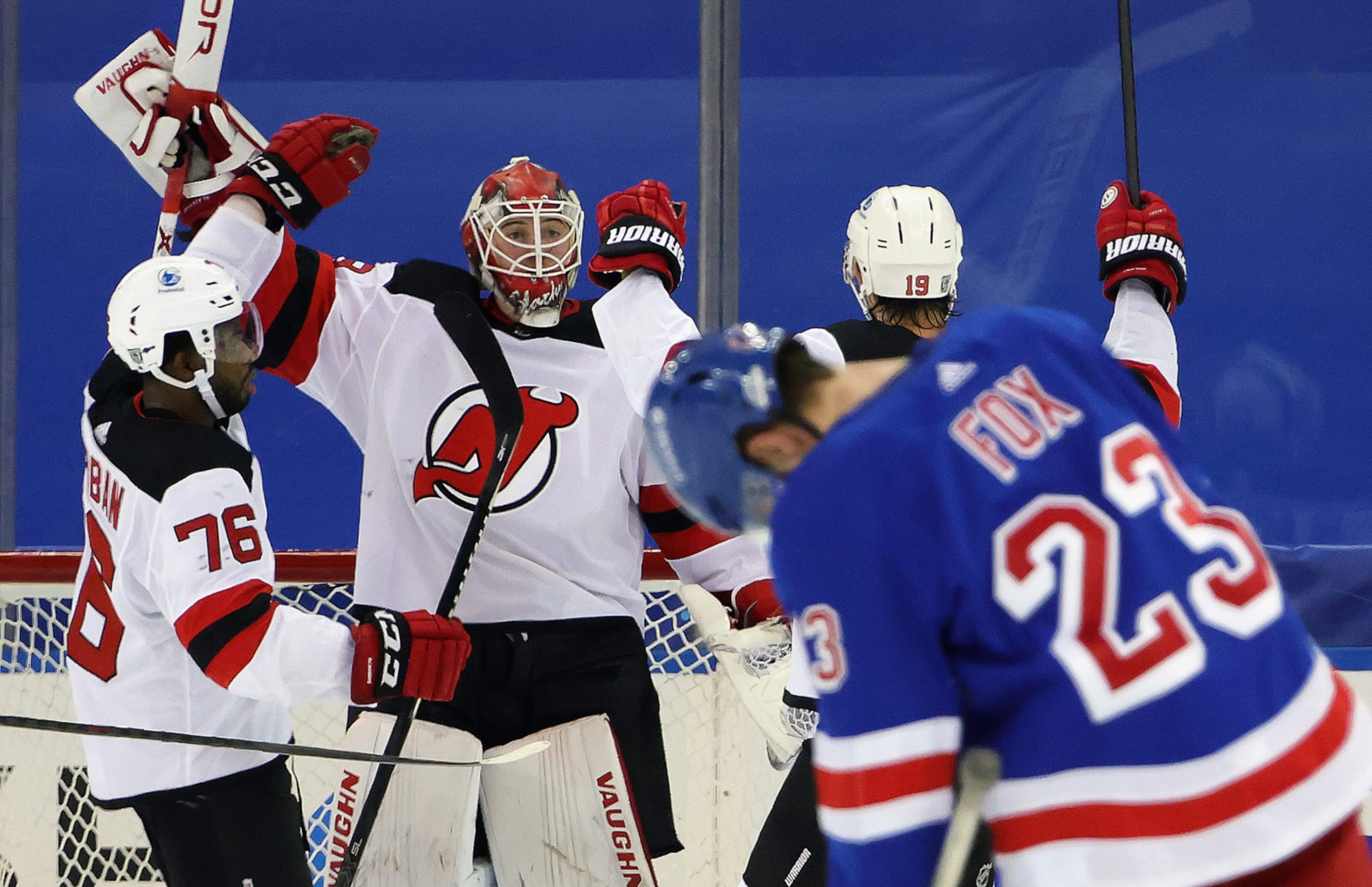 Chris Kreider scores twice as Rangers dominate Devils for Game 1 win