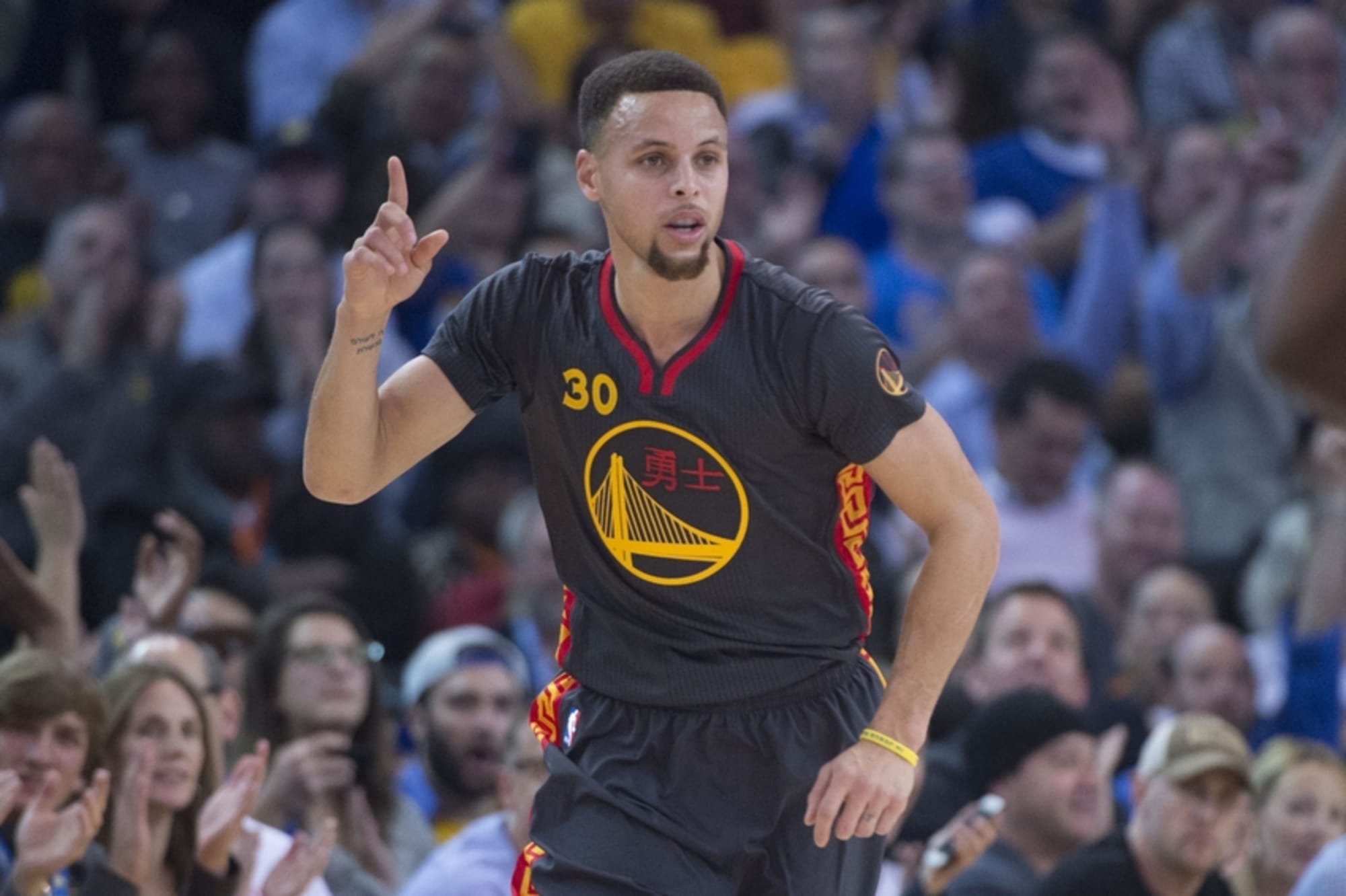 Stephen Curry Returns to China 