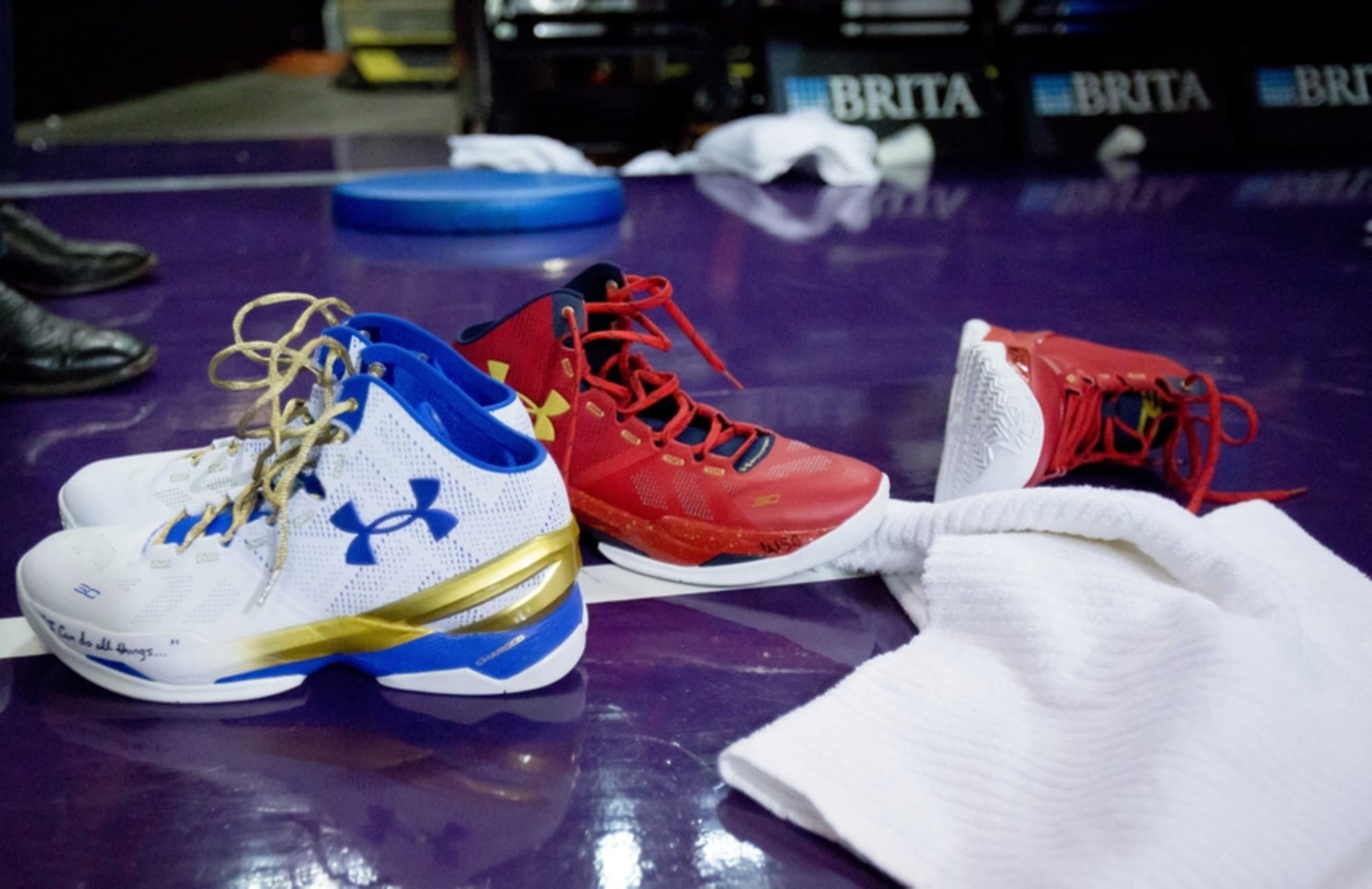 Check Out Stephen Curry's Under Armour NBA All-Star Kicks