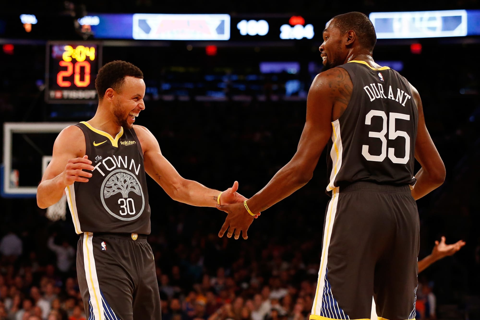 Kevin Durant Versus Stephen Curry Who Is The Better Offensive Weapon