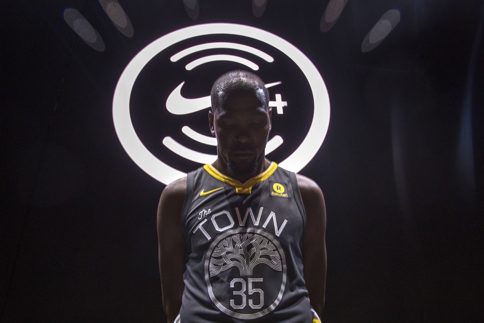 Warriors unveil meaningful new City Edition jerseys designed by local  artist – NBC Sports Bay Area & California