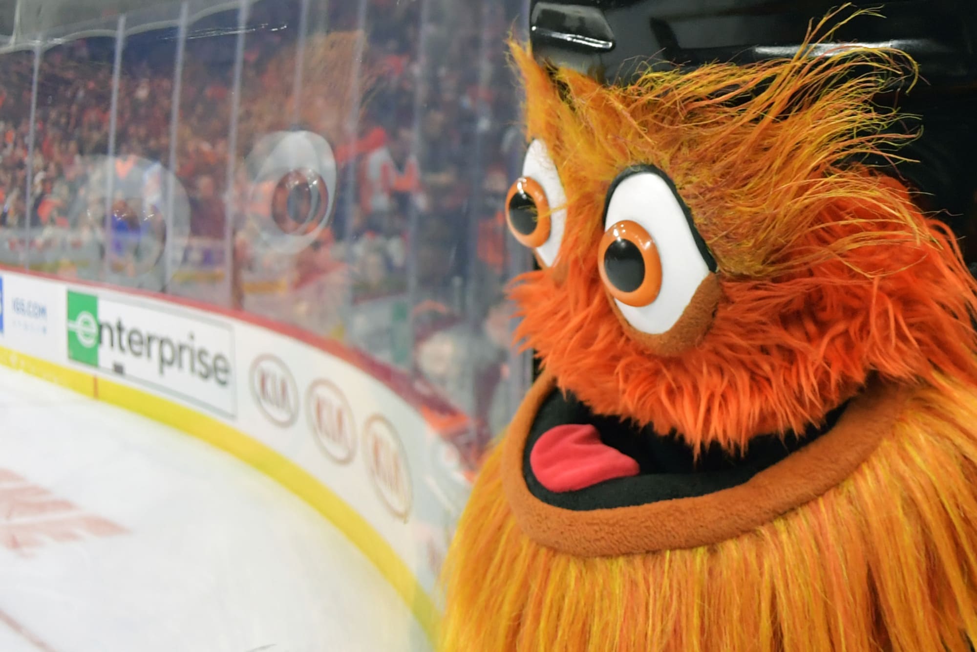 Flyers' Mascot Gritty's A Fan Of The Phillie Phanatic's New Look