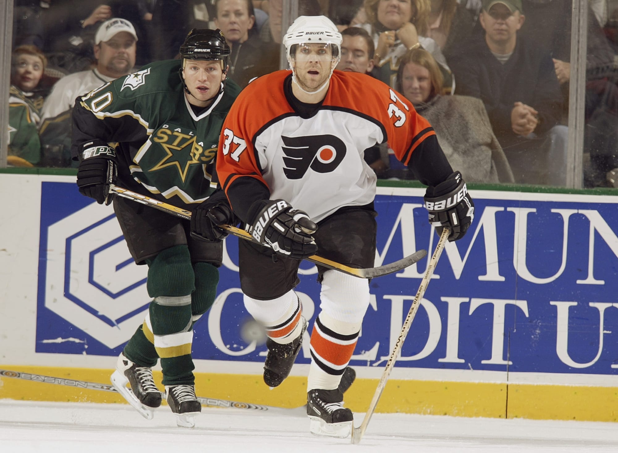 Jaromir Jagr scores twice, Chris Pronger injured in Philadelphia Flyers'  win 