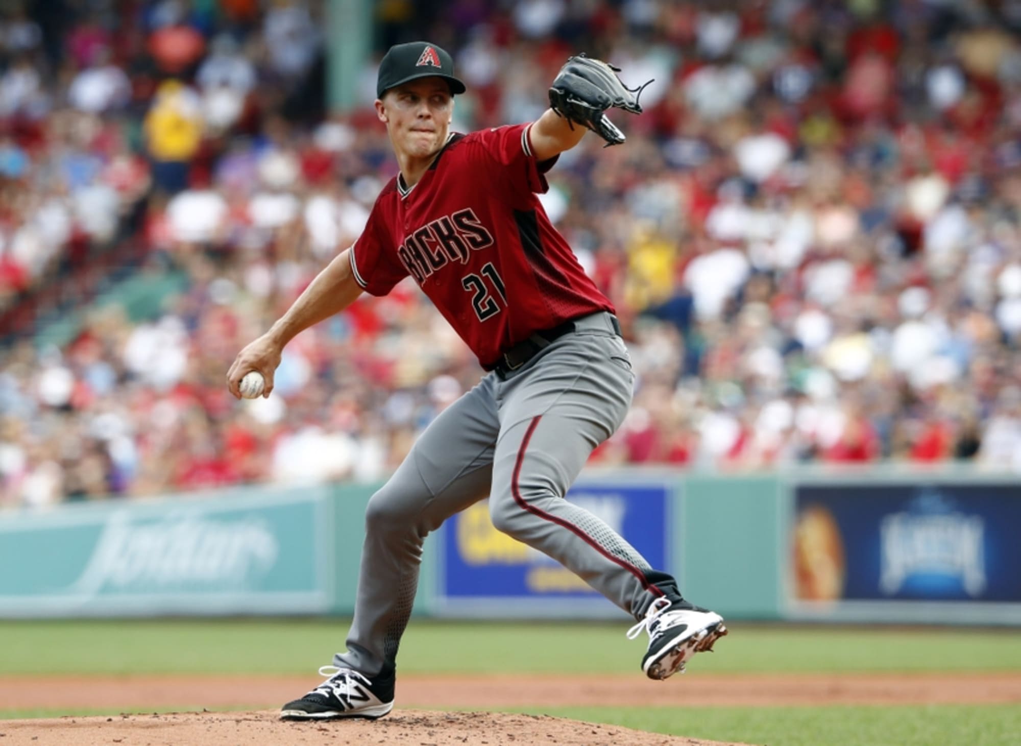 Zack Greinke signs with D-backs