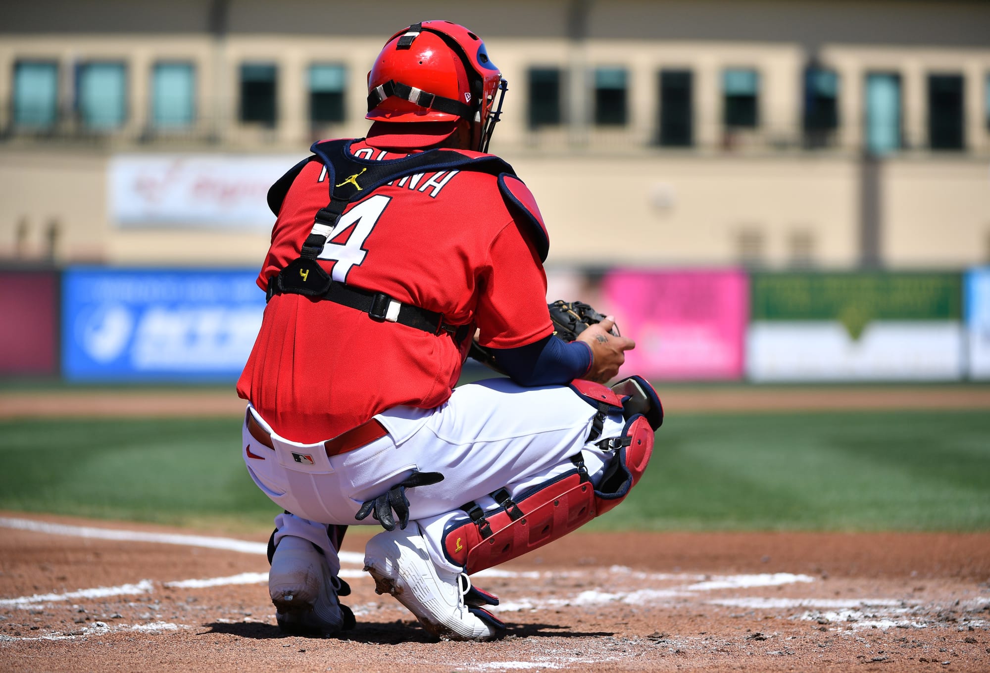 Yadier Molina amongst St. Louis Cardinals to test positive for COVID-19