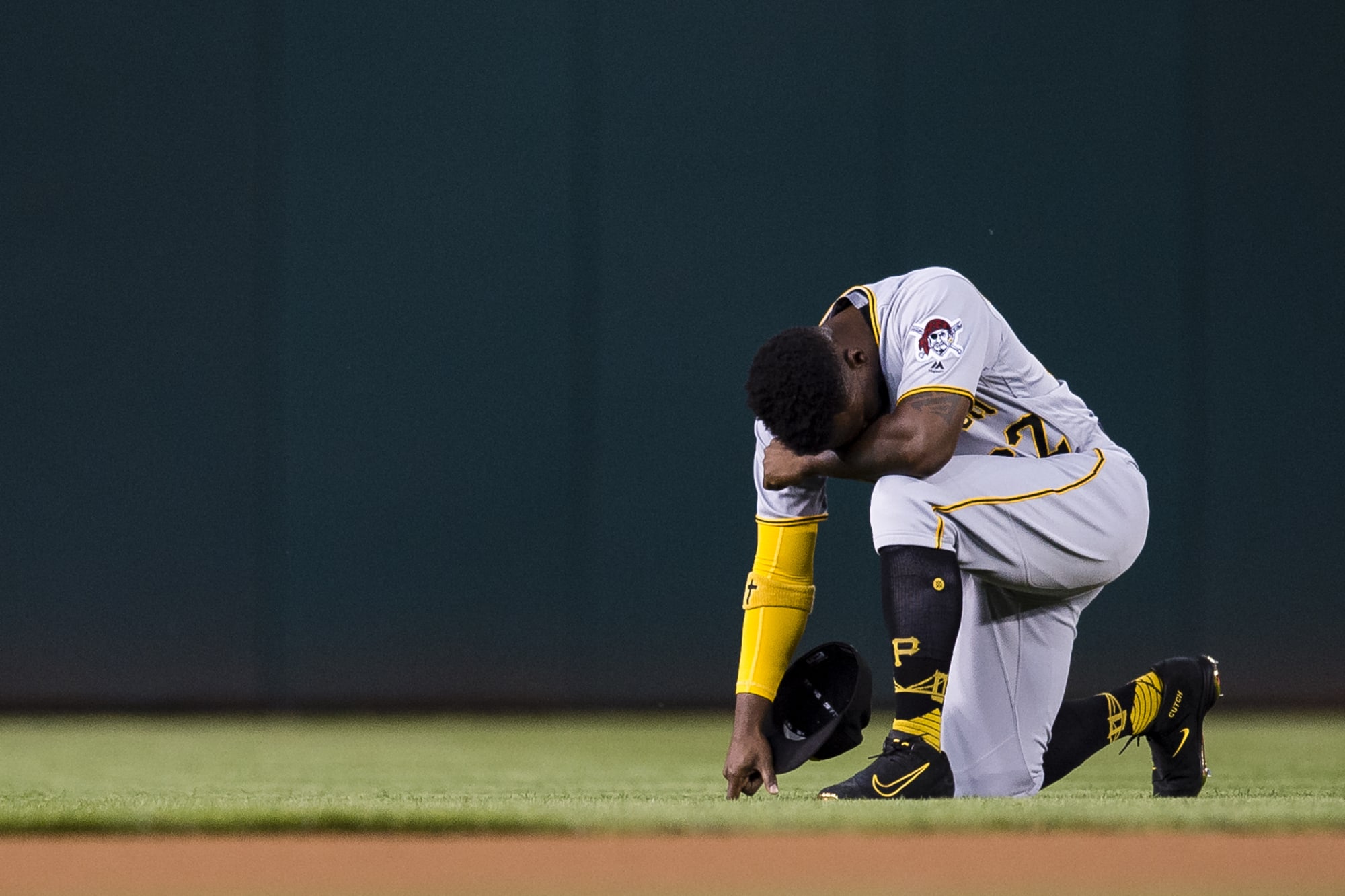 Andrew McCutchen traded from Pirates to Giants