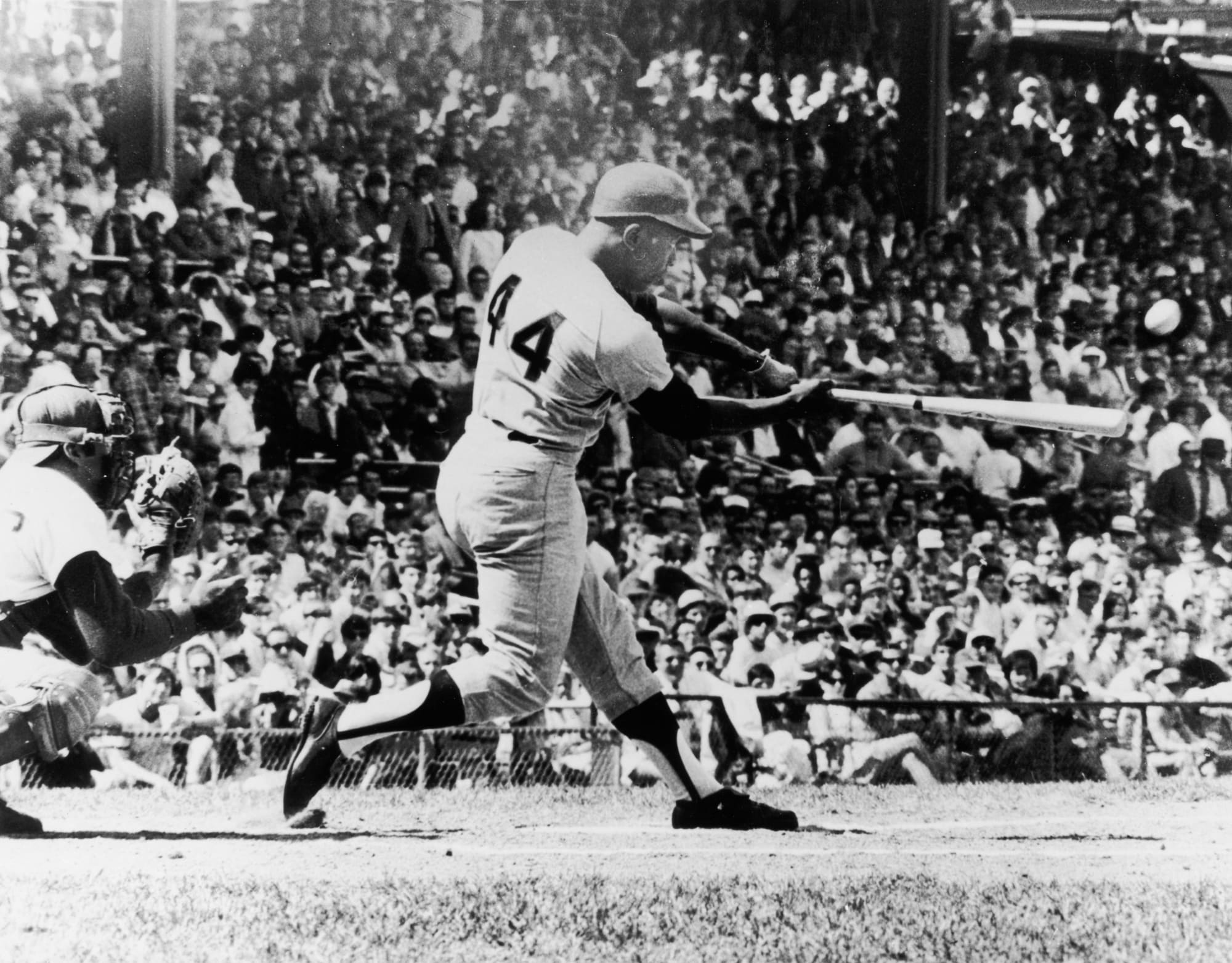 Hank Aaron collects RBI single in his final big league at-bat