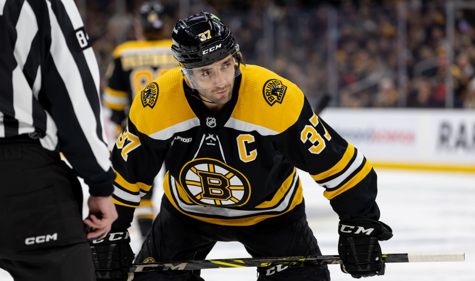 Patrice Bergeron's 1,000th point helps Bruins past Lightning - The Rink  Live