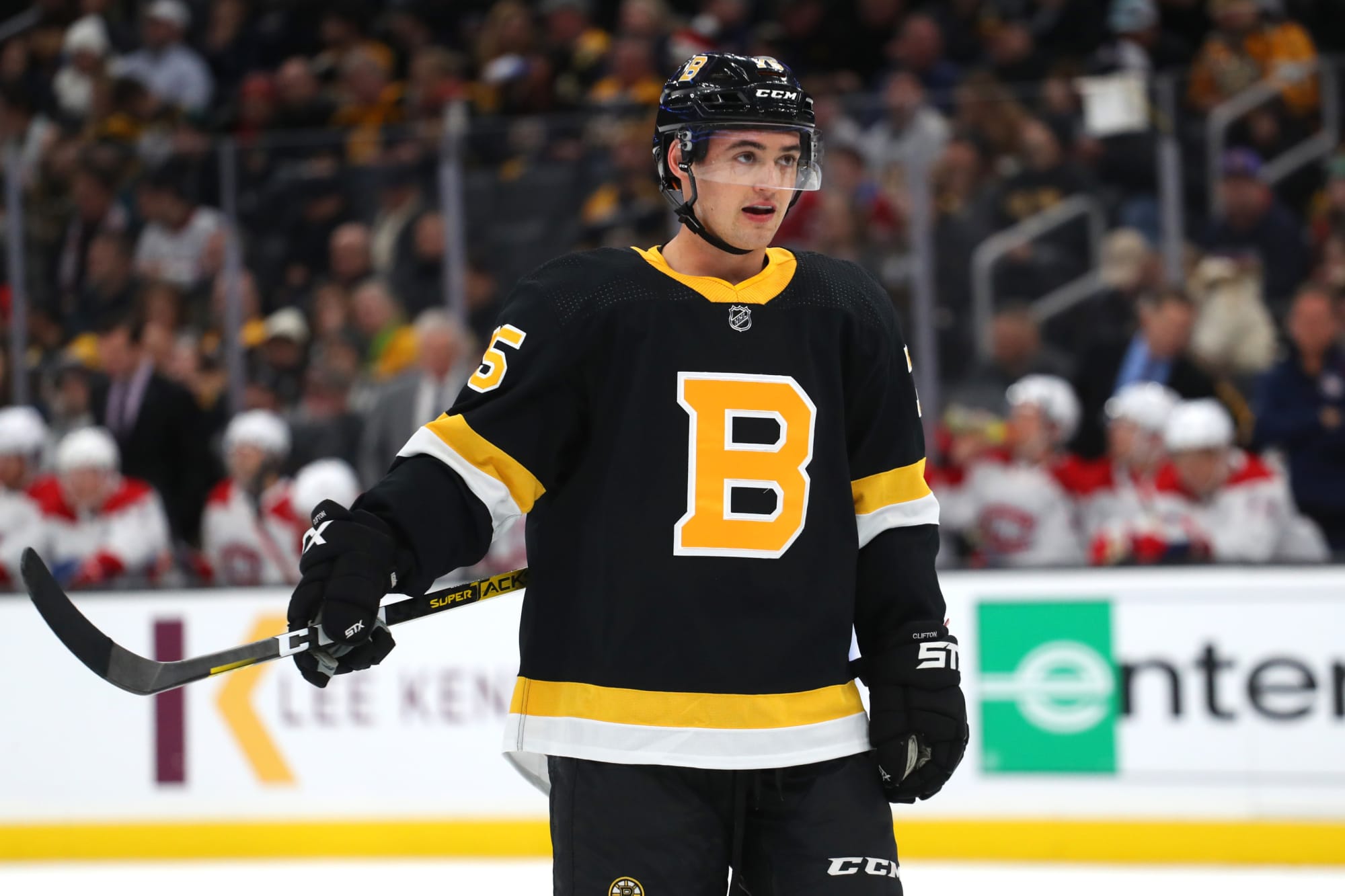 Connor Clifton to sub in for John Moore as Bruins host Islanders