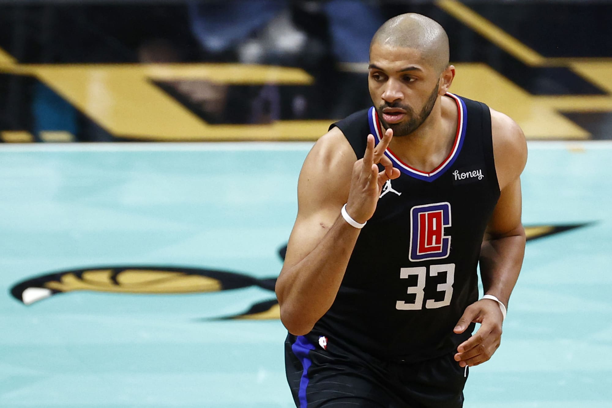 Report: Nicolas Batum to sign with Clippers after clearing waivers