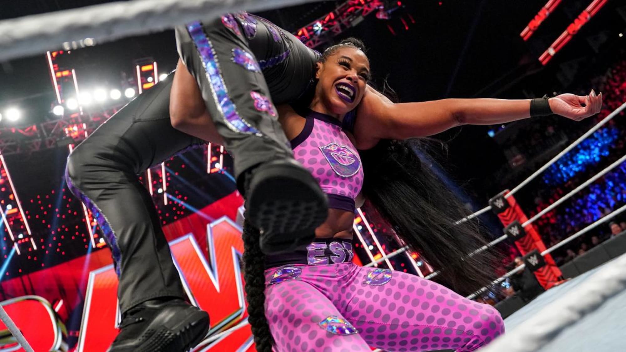 WWE Raw: Bianca Belair cuts Becky Lynch's hair before WrestleMania