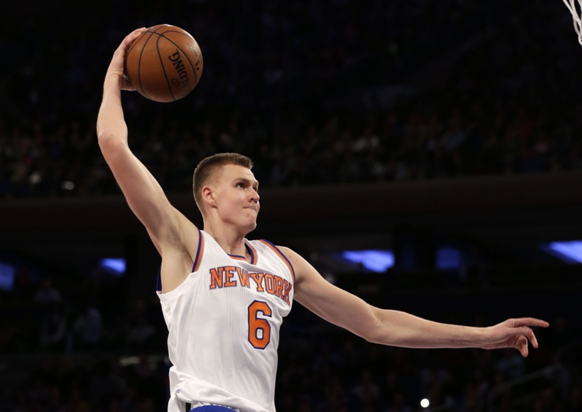 New York Knicks rookie Kristaps Porzingis fourth in jersey sales