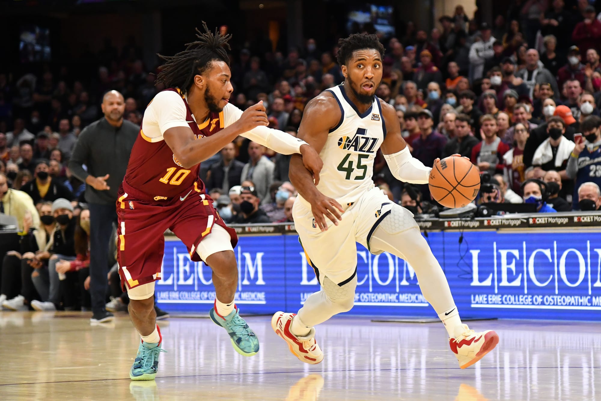 Cavs' Donovan Mitchell shoulders responsibility for late-game loss to  Knicks - The Athletic