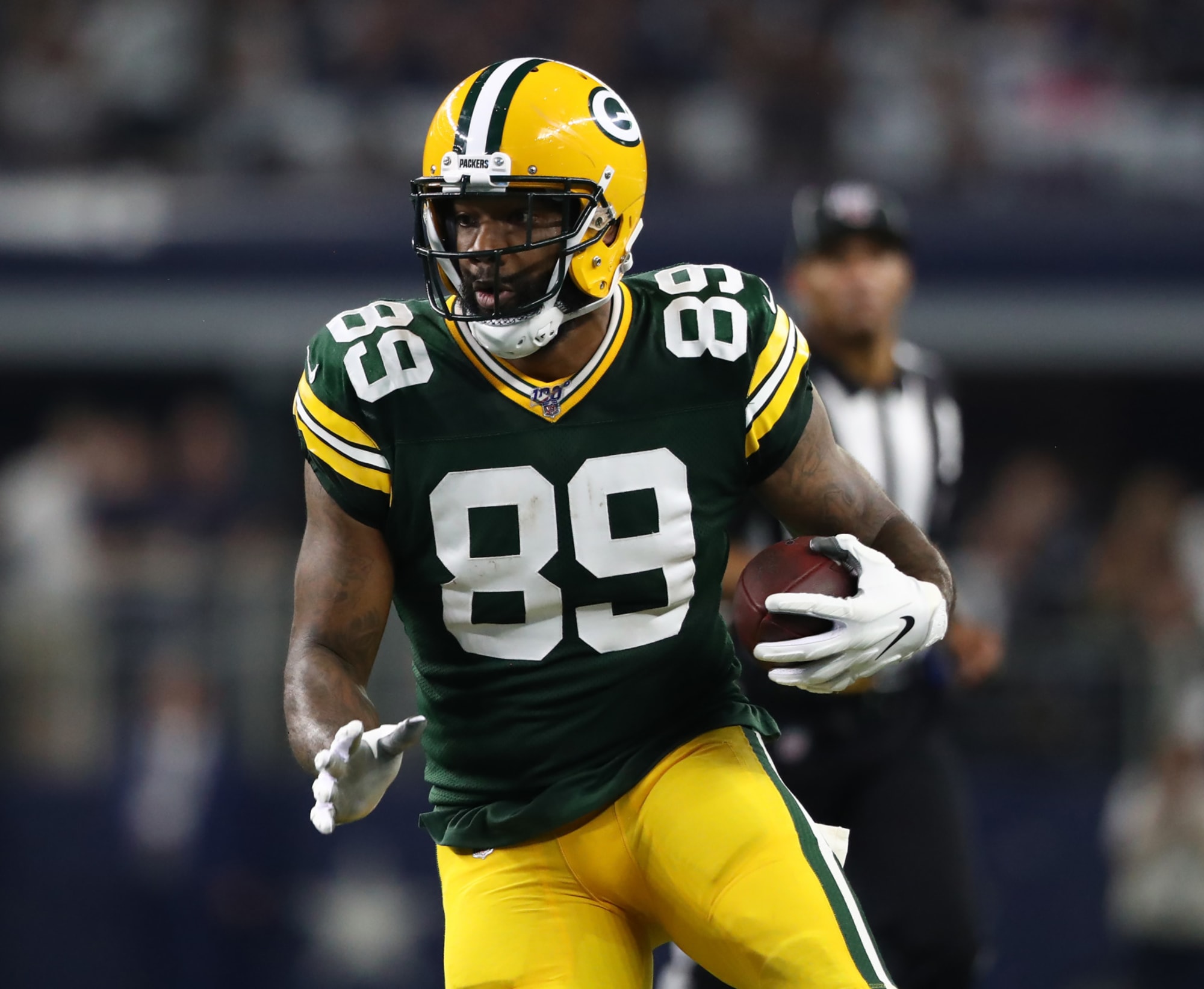 Free-agent tight end Marcedes Lewis awaits call for a record-setting 18th  NFL season
